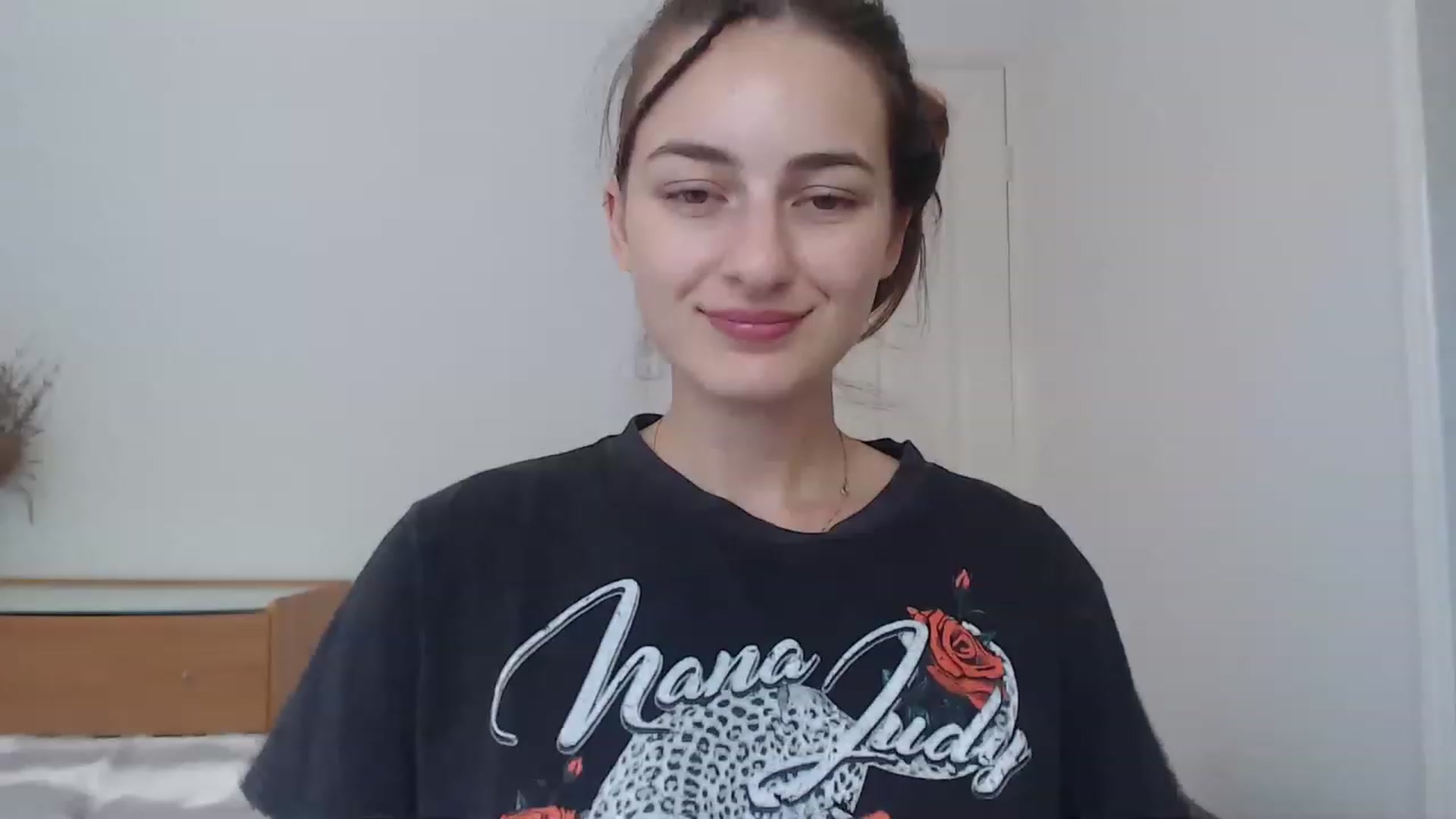 Gallery image thumbnail from Saskiia's myfreecams stream on, 02/18/2023, 03:32 image 17 of 20