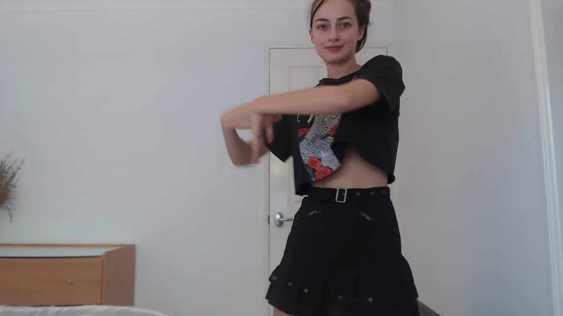Gallery image thumbnail from Saskiia's myfreecams stream on, 02/18/2023, 03:32 image 13 of 20