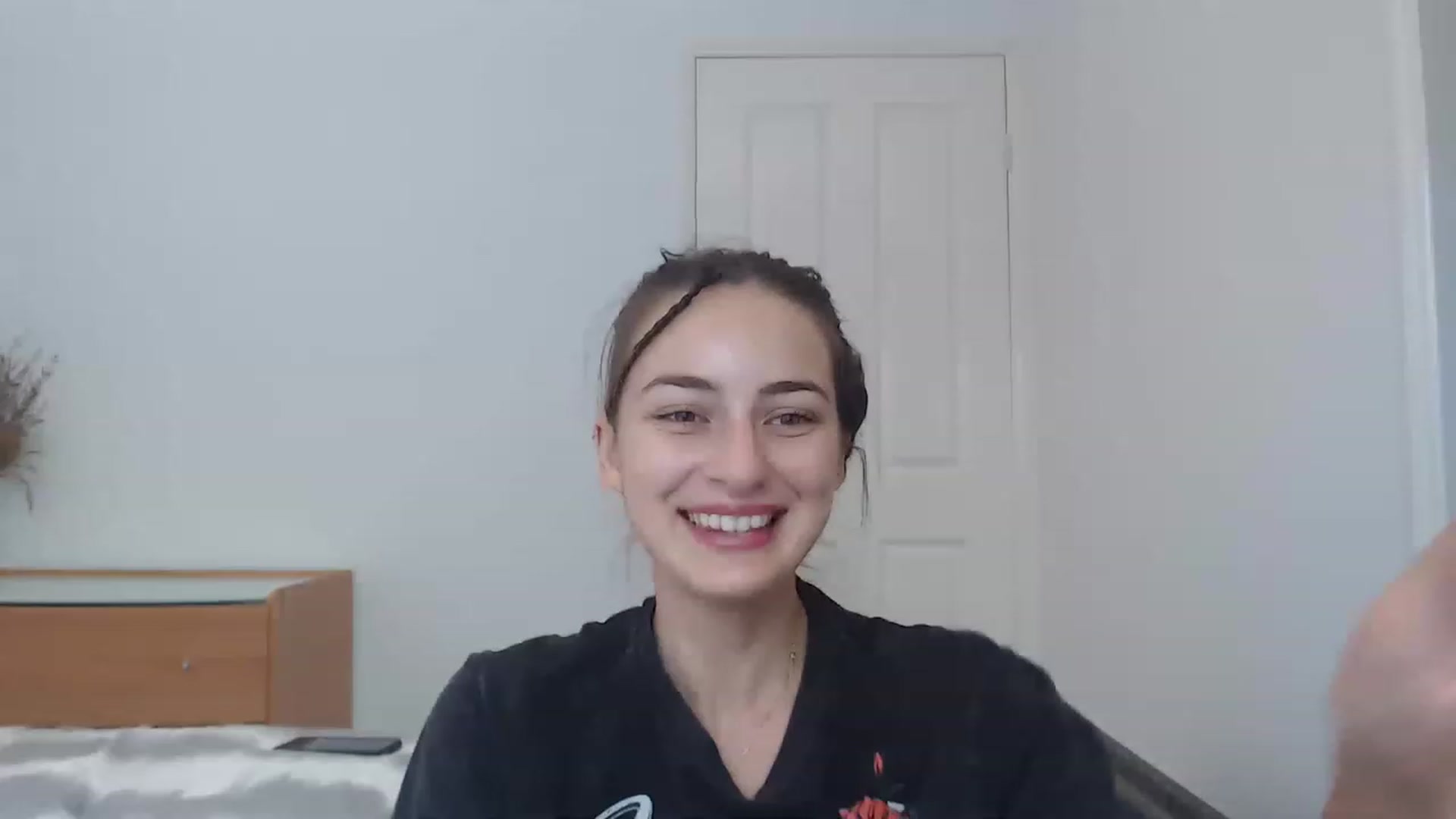 Gallery image thumbnail from Saskiia's myfreecams stream on, 02/18/2023, 03:32 image 16 of 20