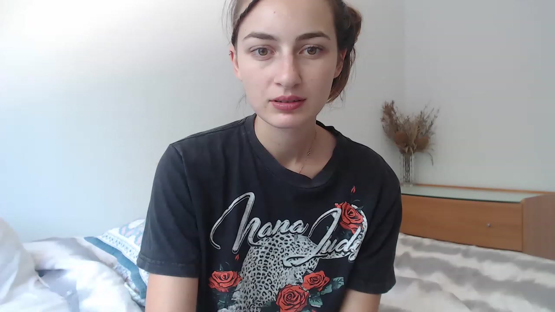 Gallery image thumbnail from Saskiia's myfreecams stream on, 02/18/2023, 03:56 image 4 of 20