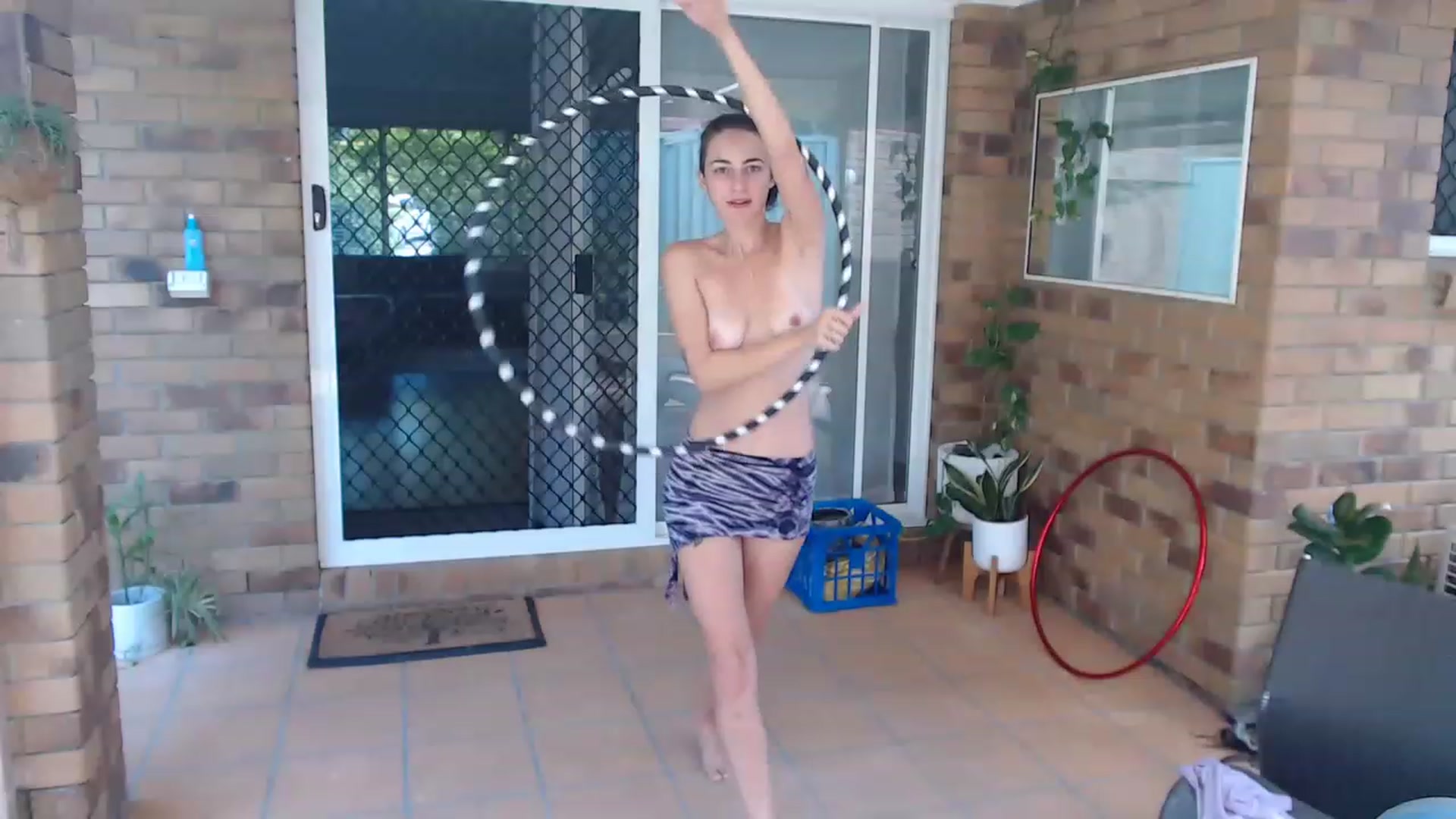 Gallery image thumbnail from Saskiia's myfreecams stream on, 02/27/2023, 24:34 image 16 of 20