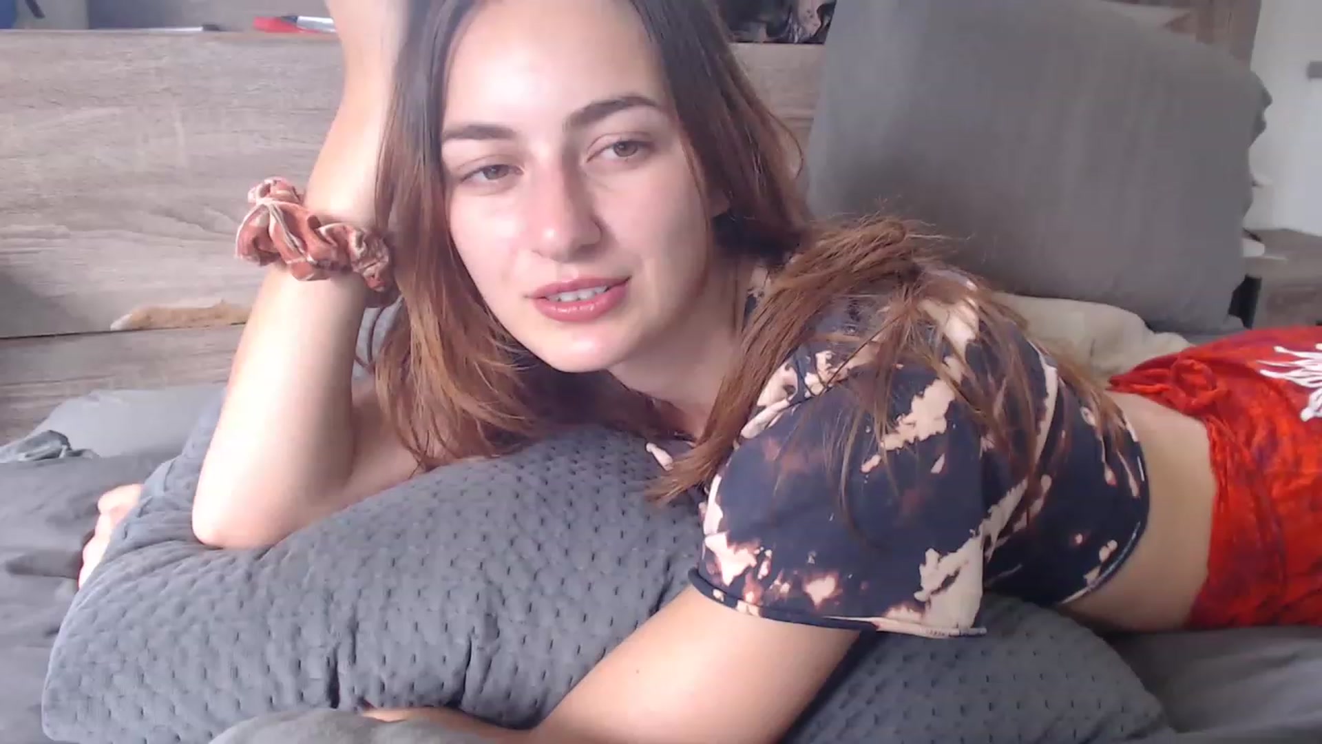 Gallery image thumbnail from Saskiia's myfreecams stream on, 03/08/2023, 04:43 image 1 of 20