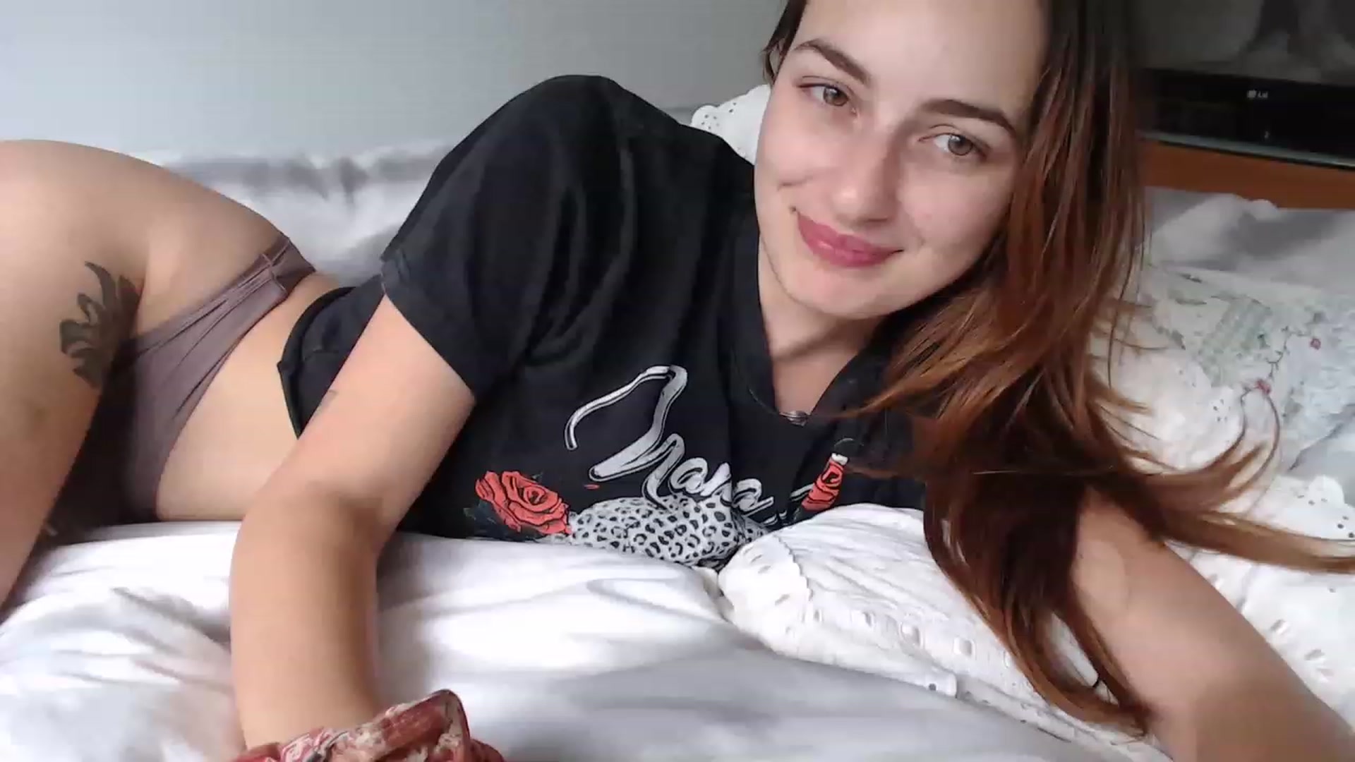 Gallery image thumbnail from Saskiia's myfreecams stream on, 03/09/2023, 02:31 image 16 of 20