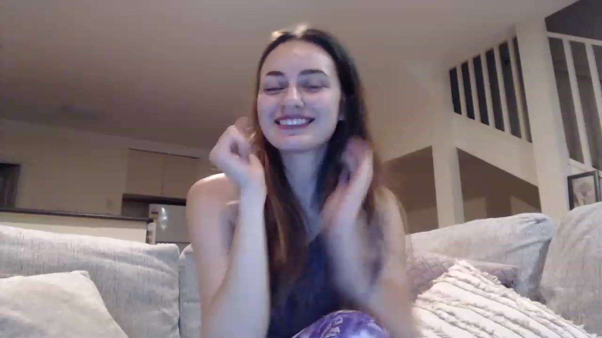 Gallery image thumbnail from Saskiia's myfreecams stream on, 04/28/2023, 07:41 image 9 of 20
