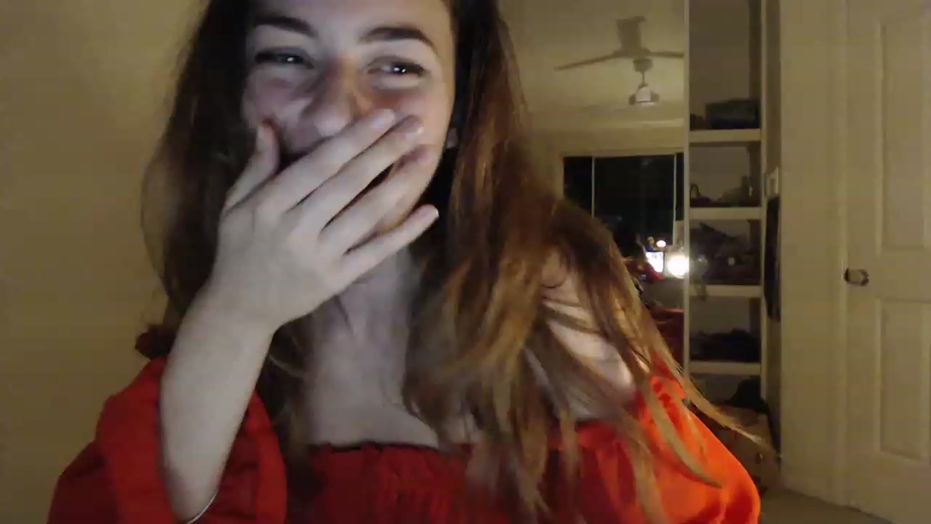 Gallery image thumbnail from Saskiia's myfreecams stream on, 05/06/2023, 13:52 image 1 of 20