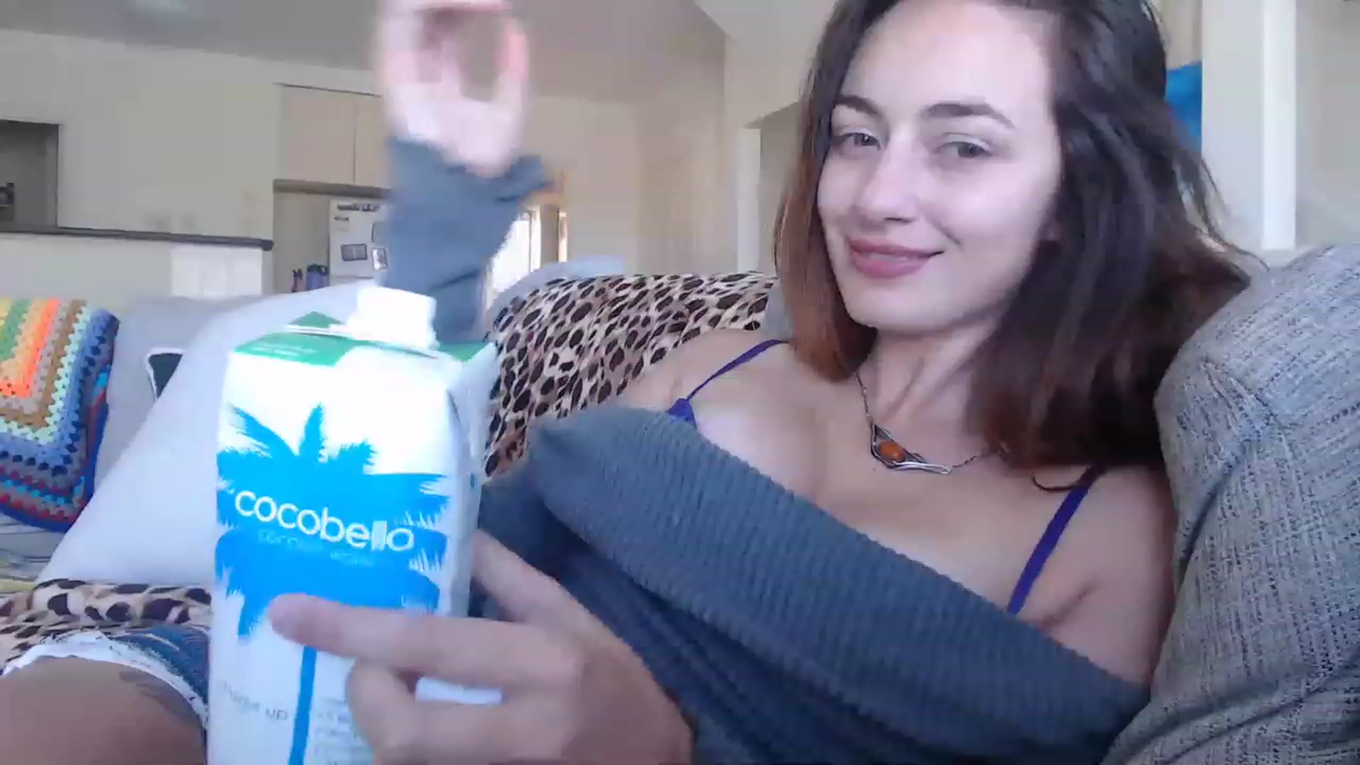 Gallery image thumbnail from Saskiia's myfreecams stream on, 05/23/2023, 03:01 image 19 of 20