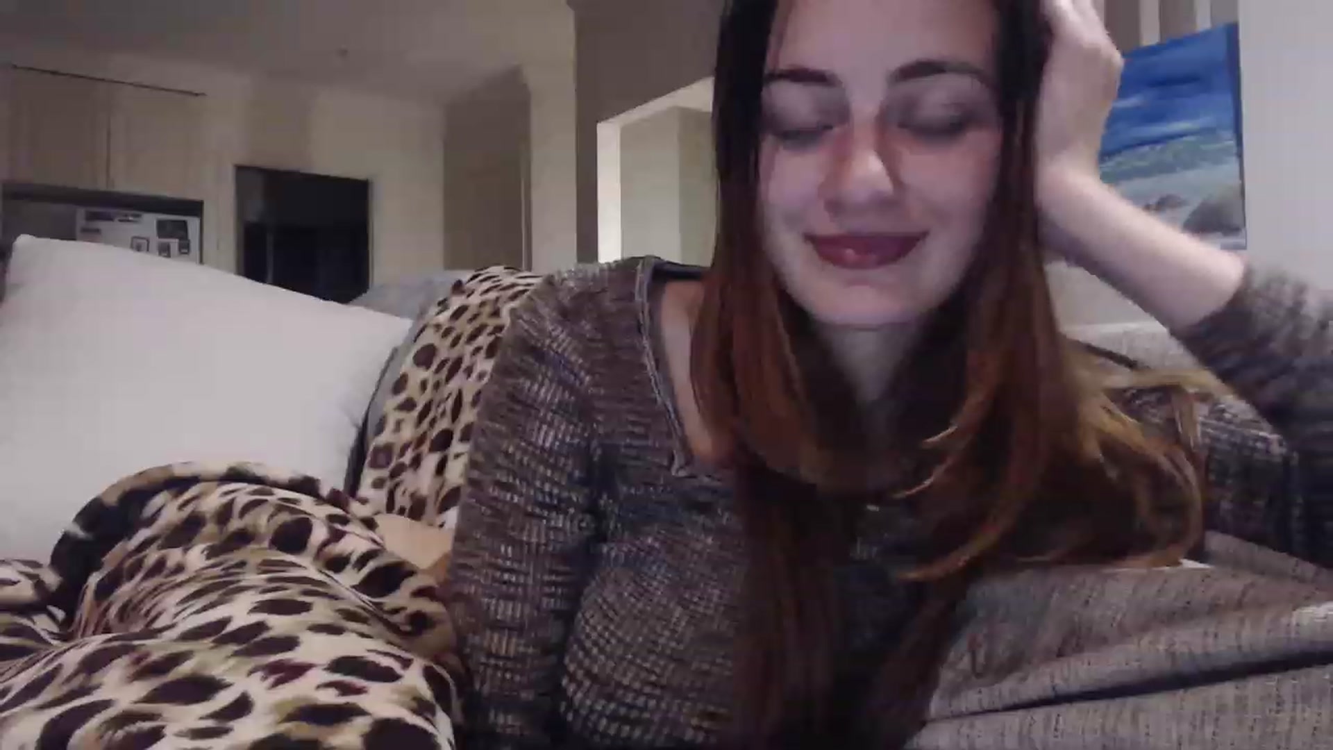 Gallery image thumbnail from Saskiia's myfreecams stream on, 05/23/2023, 09:56 image 11 of 20