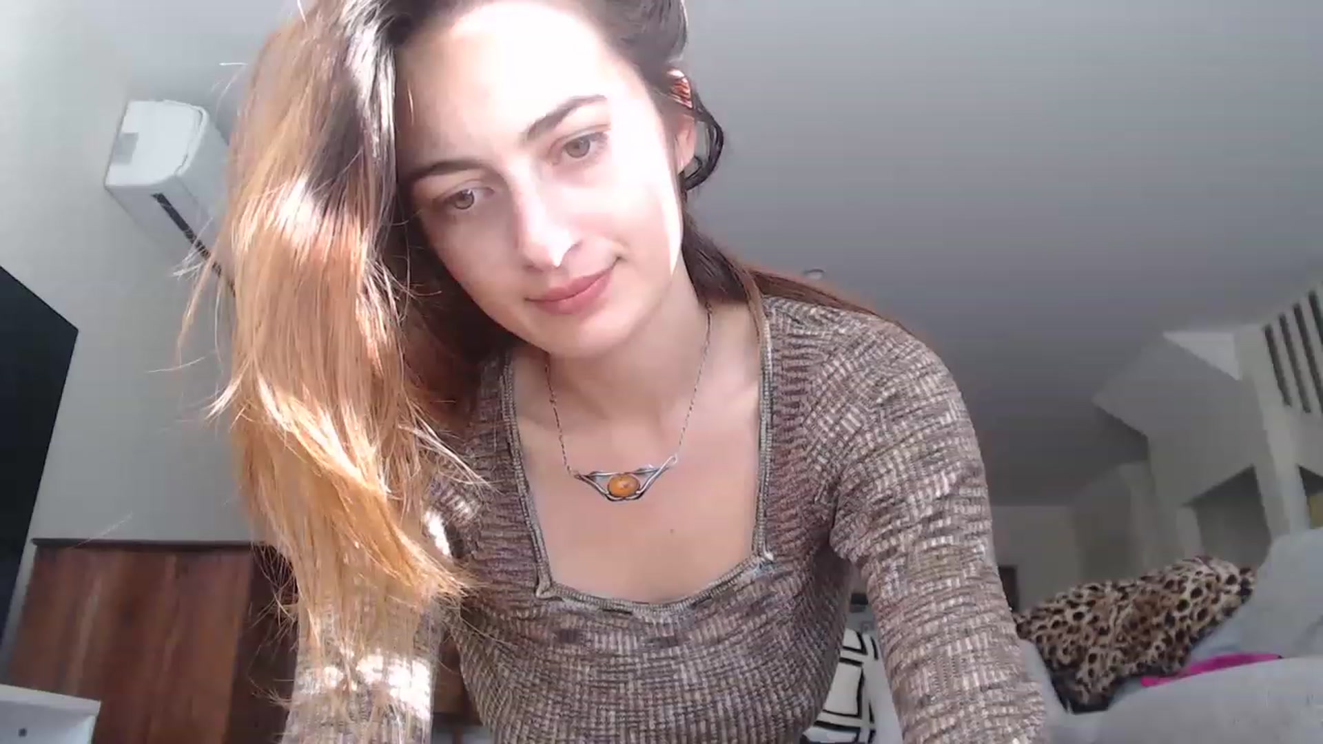 Gallery image thumbnail from Saskiia's myfreecams stream on, 05/23/2023, 22:36 image 19 of 20