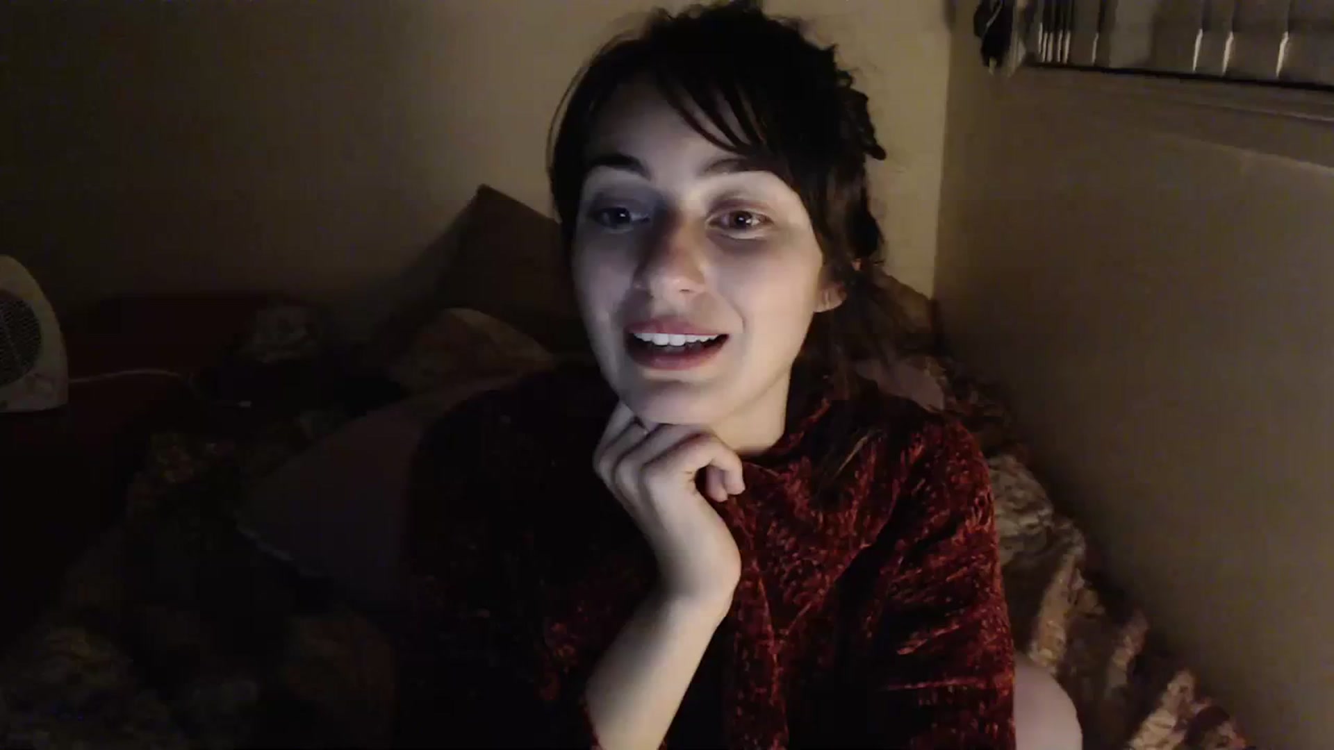 Gallery image thumbnail from Saskiia's myfreecams stream on, 06/19/2023, 13:16 image 5 of 20