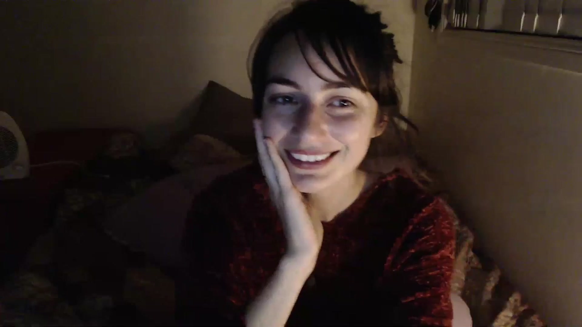 Gallery image thumbnail from Saskiia's myfreecams stream on, 06/19/2023, 13:16 image 4 of 20