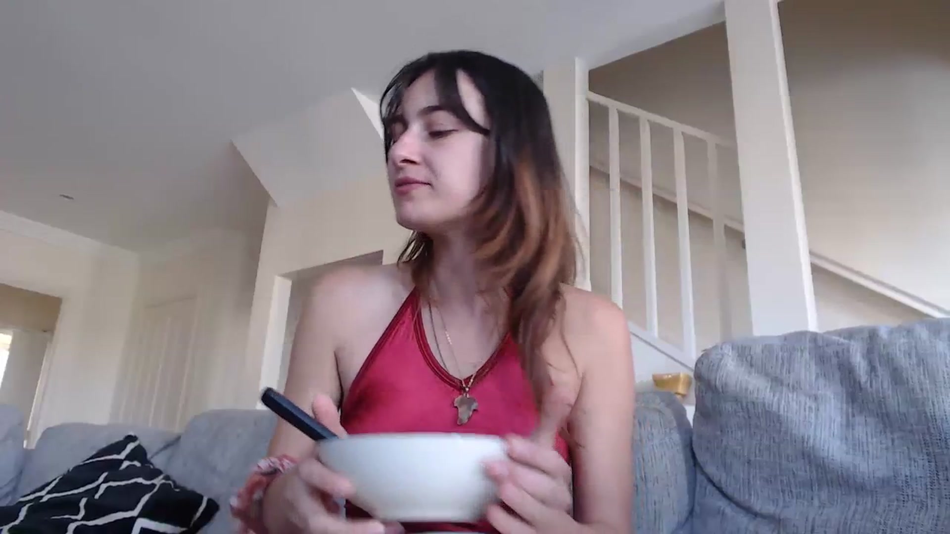 Gallery image thumbnail from Saskiia's myfreecams stream on, 08/10/2023, 04:25 image 11 of 20