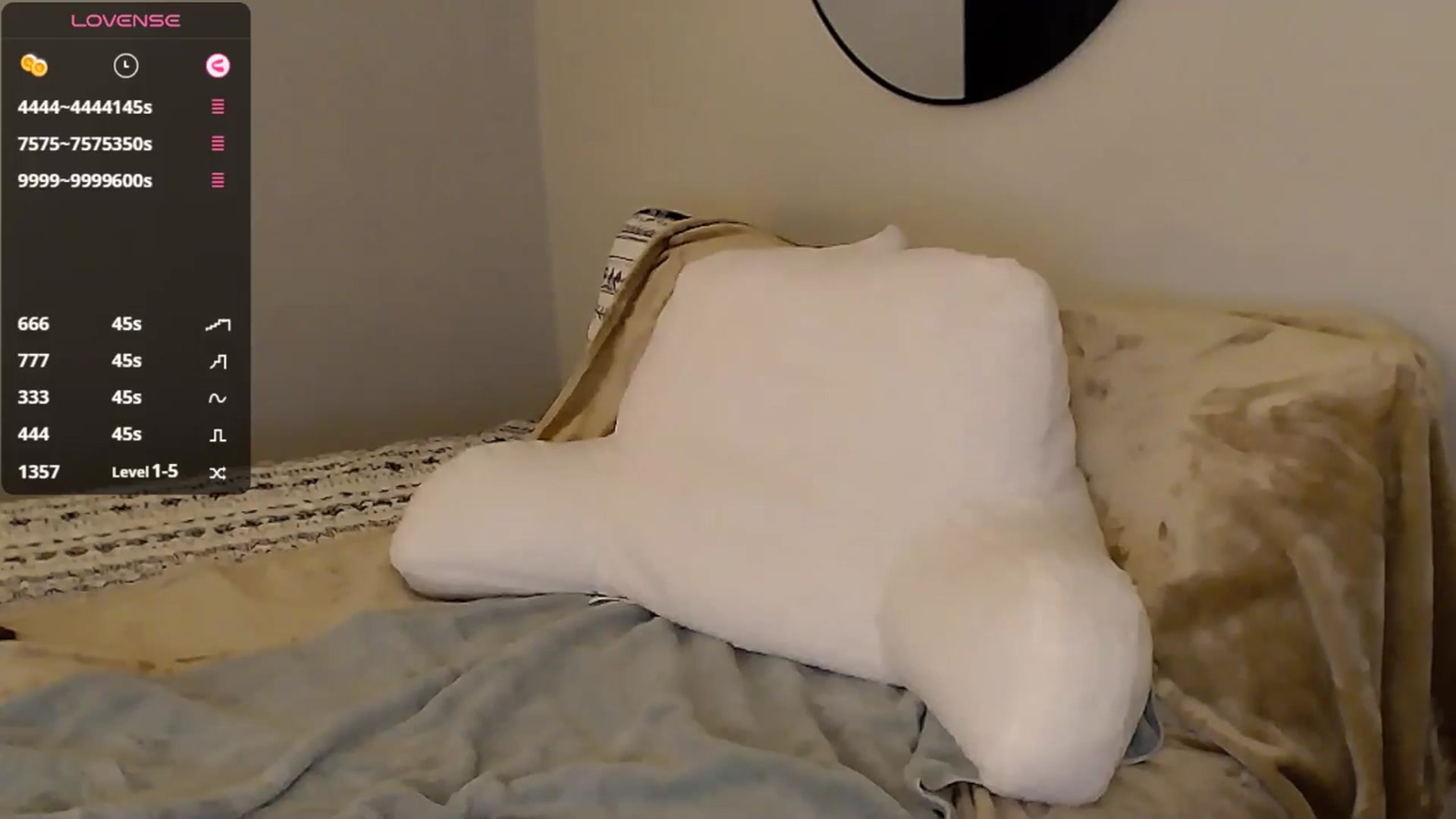 Gallery image thumbnail from Sassssssssy's myfreecams stream on, 01/02/2026, 02:24 image 15 of 20