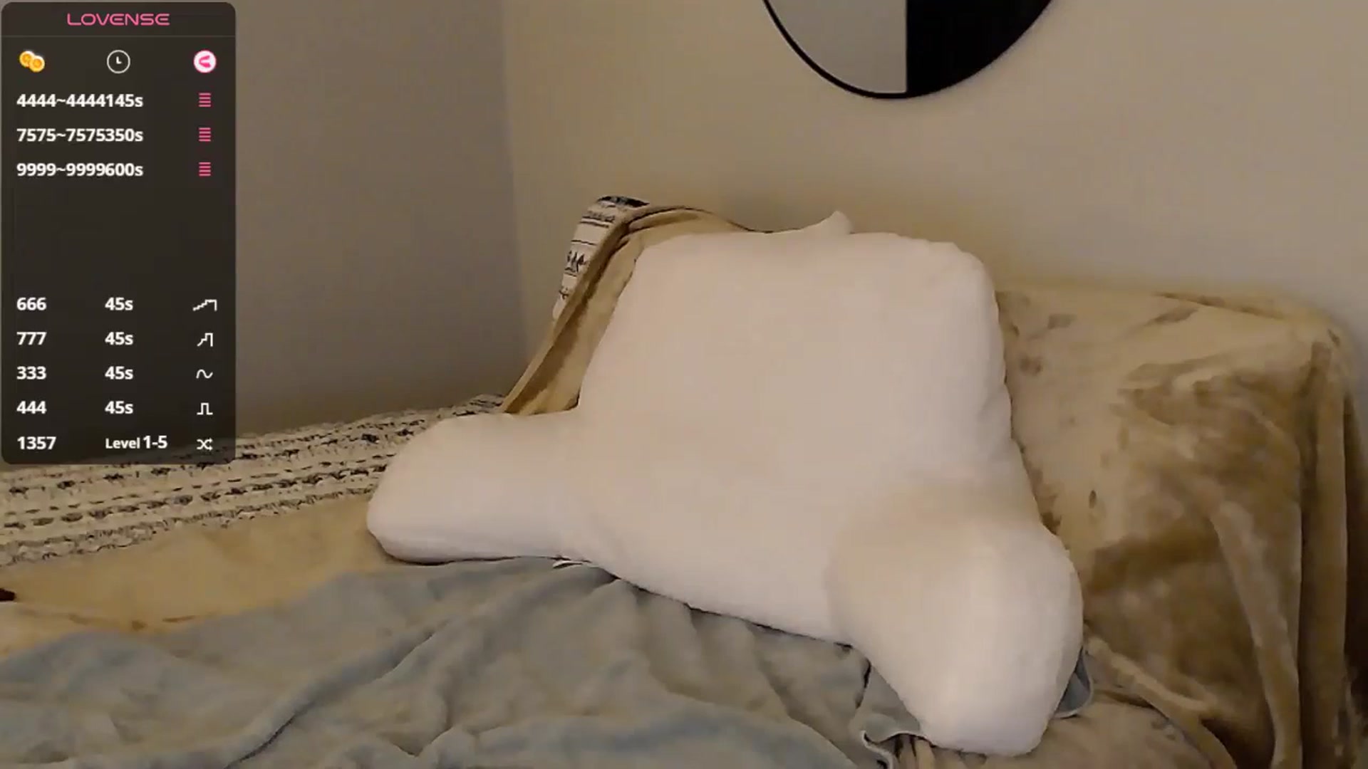 Gallery image thumbnail from Sassssssssy's myfreecams stream on, 01/02/2026, 02:24 image 13 of 20
