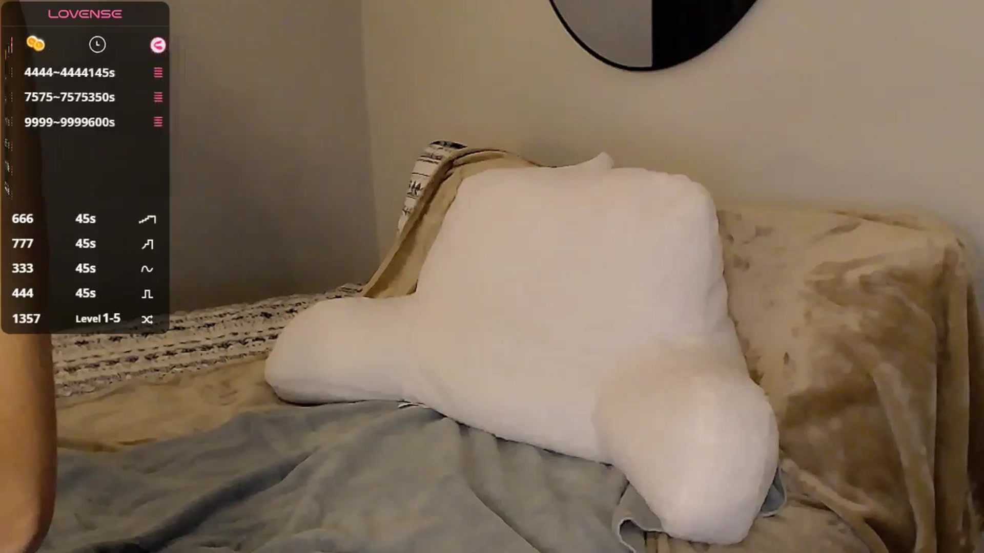Gallery image thumbnail from Sassssssssy's myfreecams stream on, 01/02/2026, 02:24 image 7 of 20