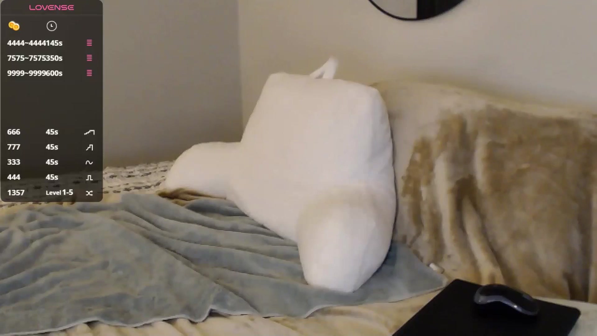 Gallery image thumbnail from Sassssssssy's myfreecams stream on, 01/02/2026, 05:57 image 17 of 20