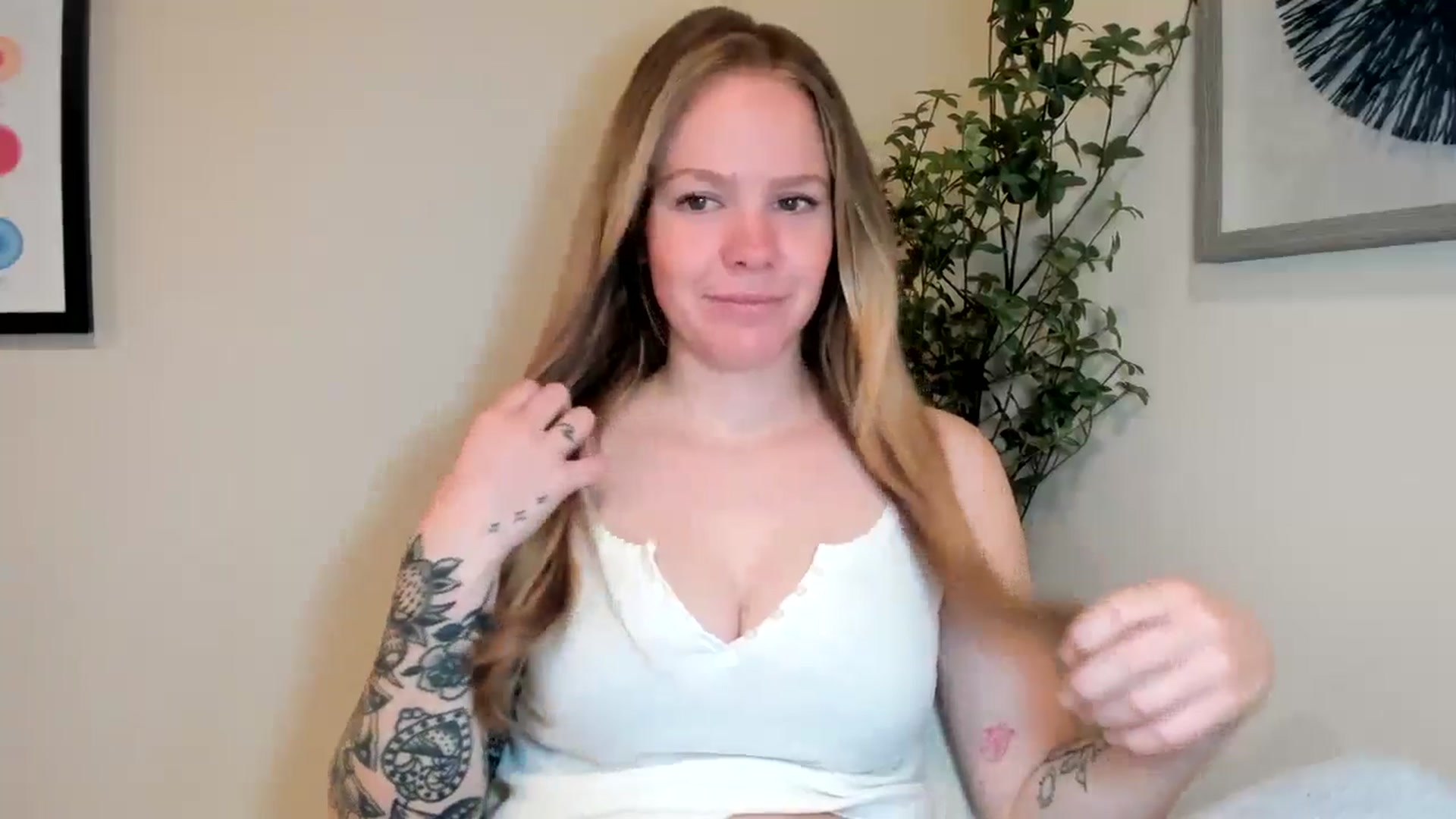 Gallery image thumbnail from Sasssykassy's myfreecams stream on, 05/17/2024, 17:42 image 3 of 20