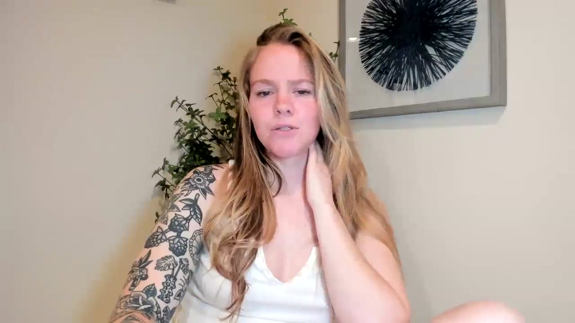 Gallery image thumbnail from Sasssykassy's myfreecams stream on, 05/18/2024, 01:16 image 11 of 20