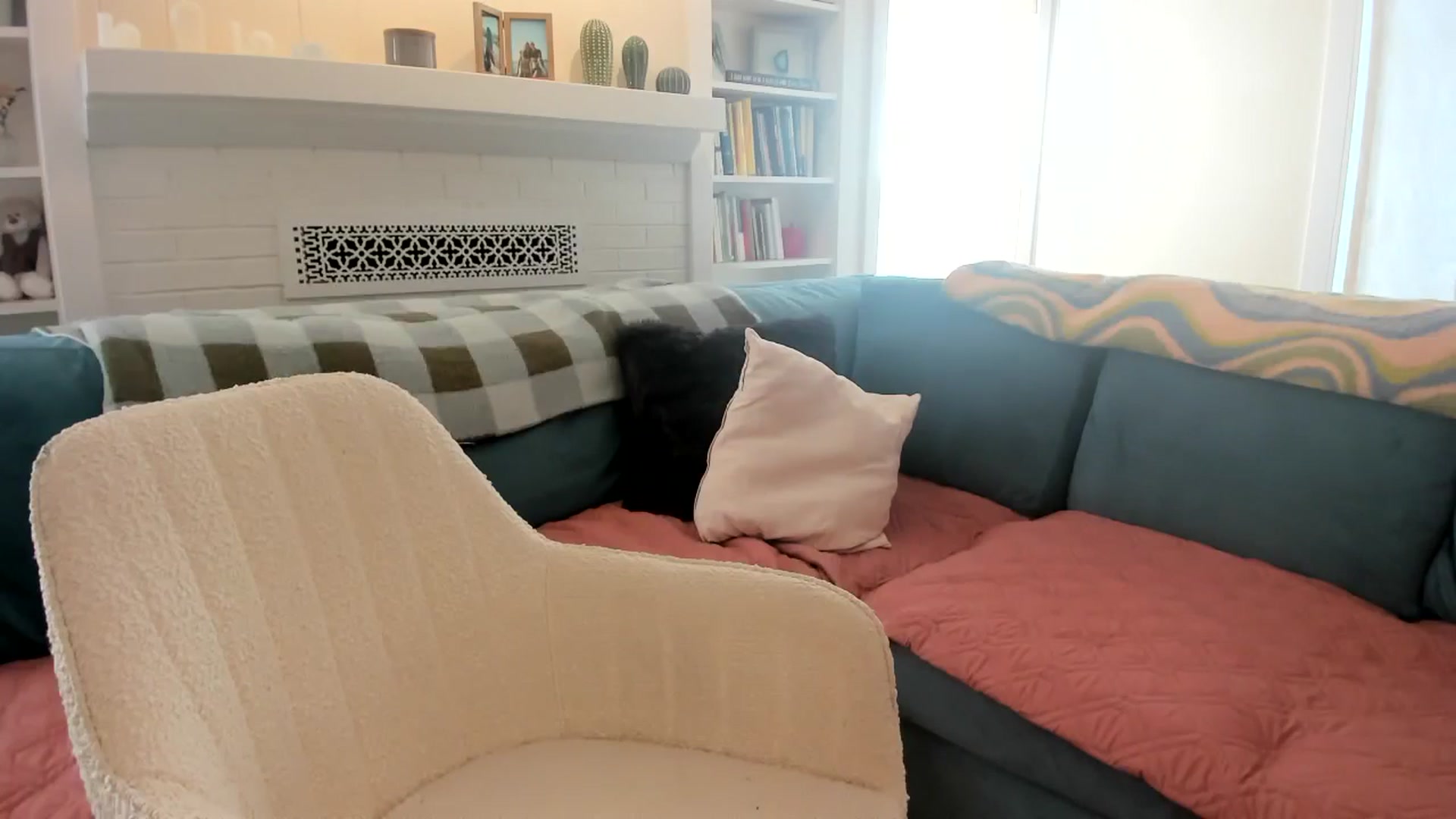 Gallery image thumbnail from Sasssykassy's myfreecams stream on, 06/22/2024, 24:44 image 2 of 20