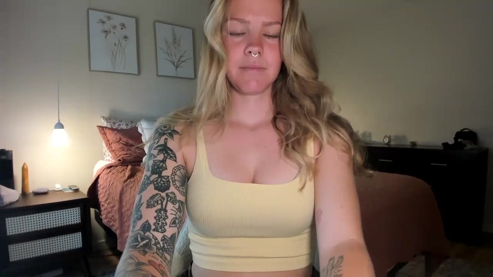Gallery image thumbnail from Sasssykassy's myfreecams stream on, 06/26/2024, 20:26 image 5 of 20