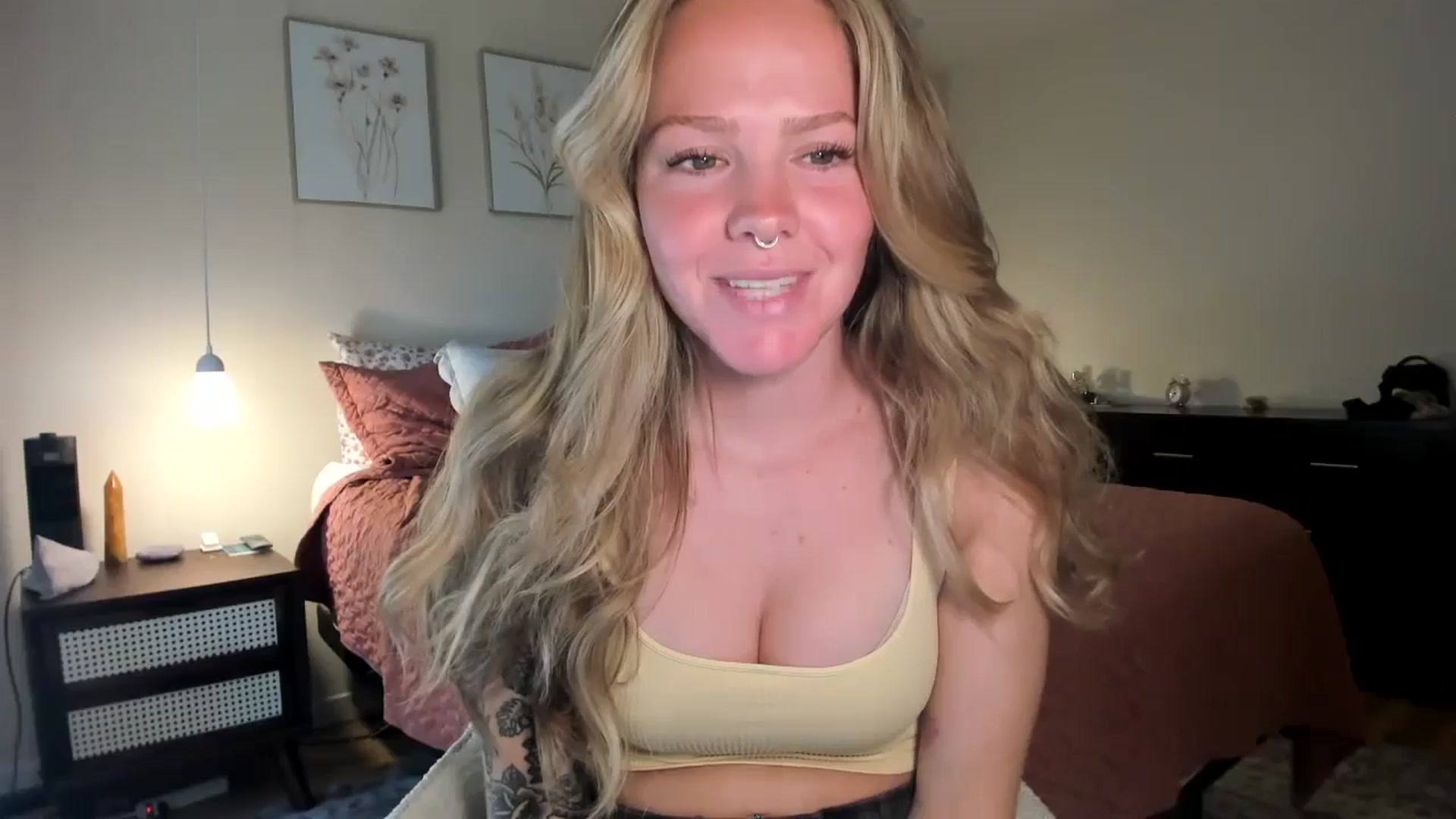 Gallery image thumbnail from Sasssykassy's myfreecams stream on, 06/26/2024, 20:26 image 2 of 20