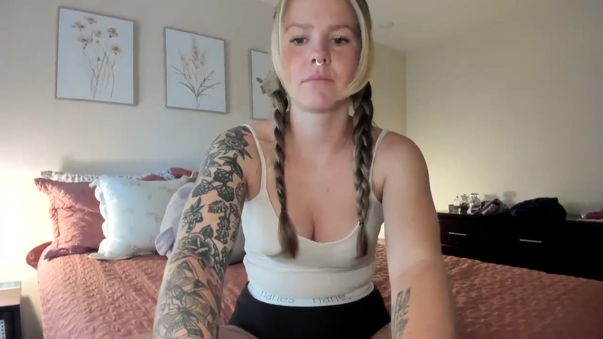 Gallery image thumbnail from Sasssykassy's myfreecams stream on, 07/09/2024, 19:44 image 5 of 20