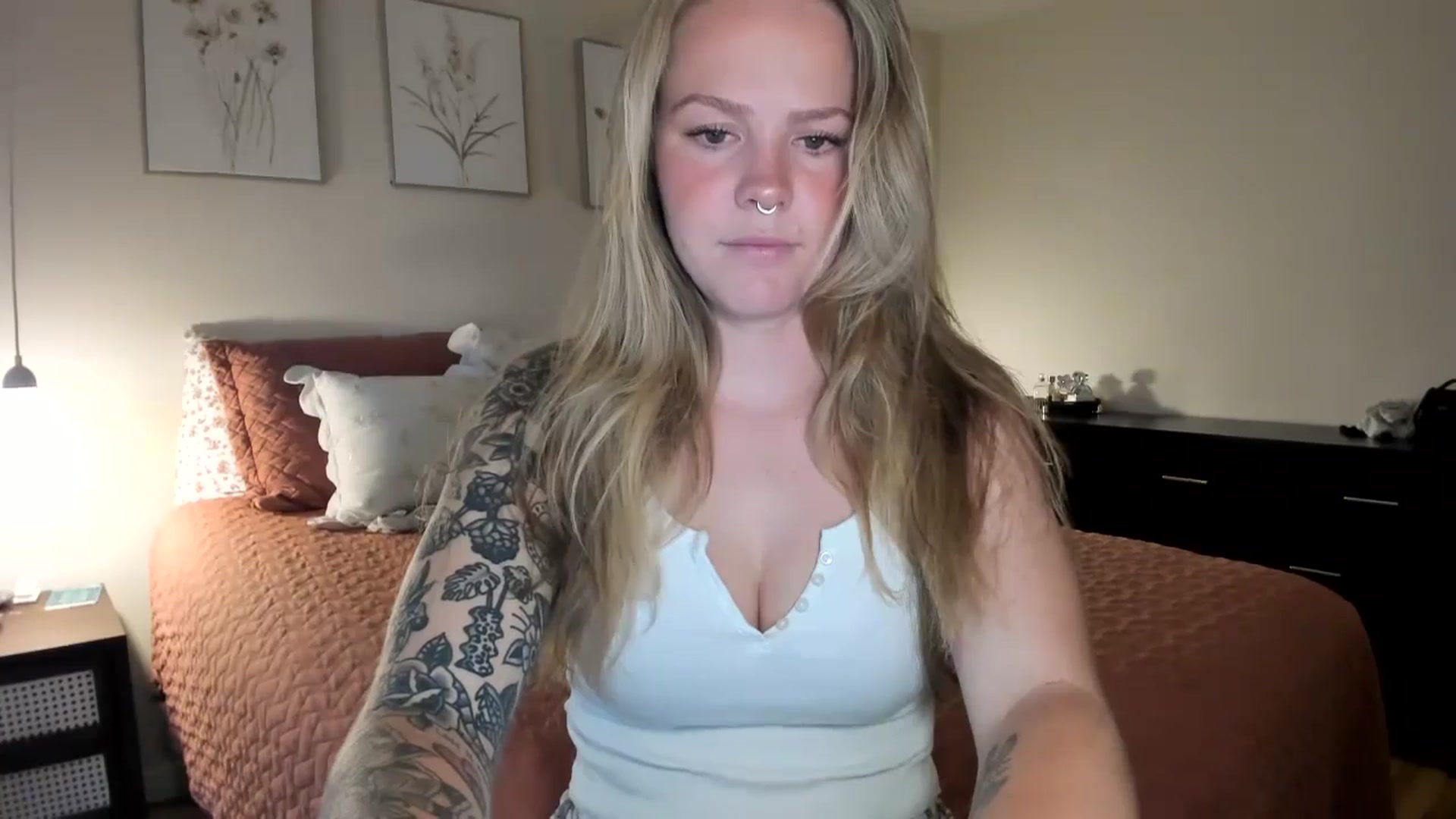 Gallery image thumbnail from Sasssykassy's myfreecams stream on, 08/05/2024, 01:02 image 9 of 20