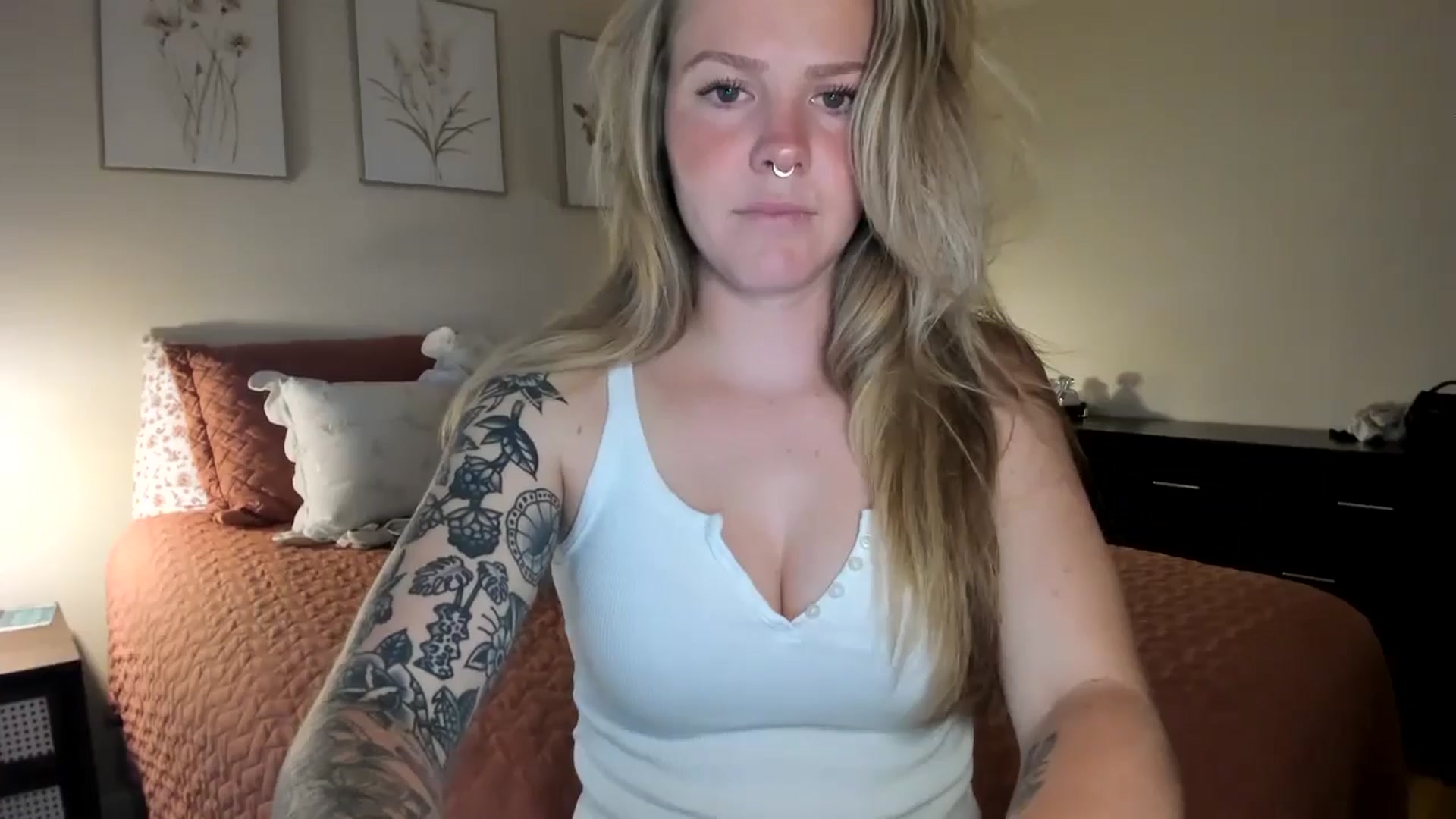Gallery image thumbnail from Sasssykassy's myfreecams stream on, 08/05/2024, 01:02 image 3 of 20