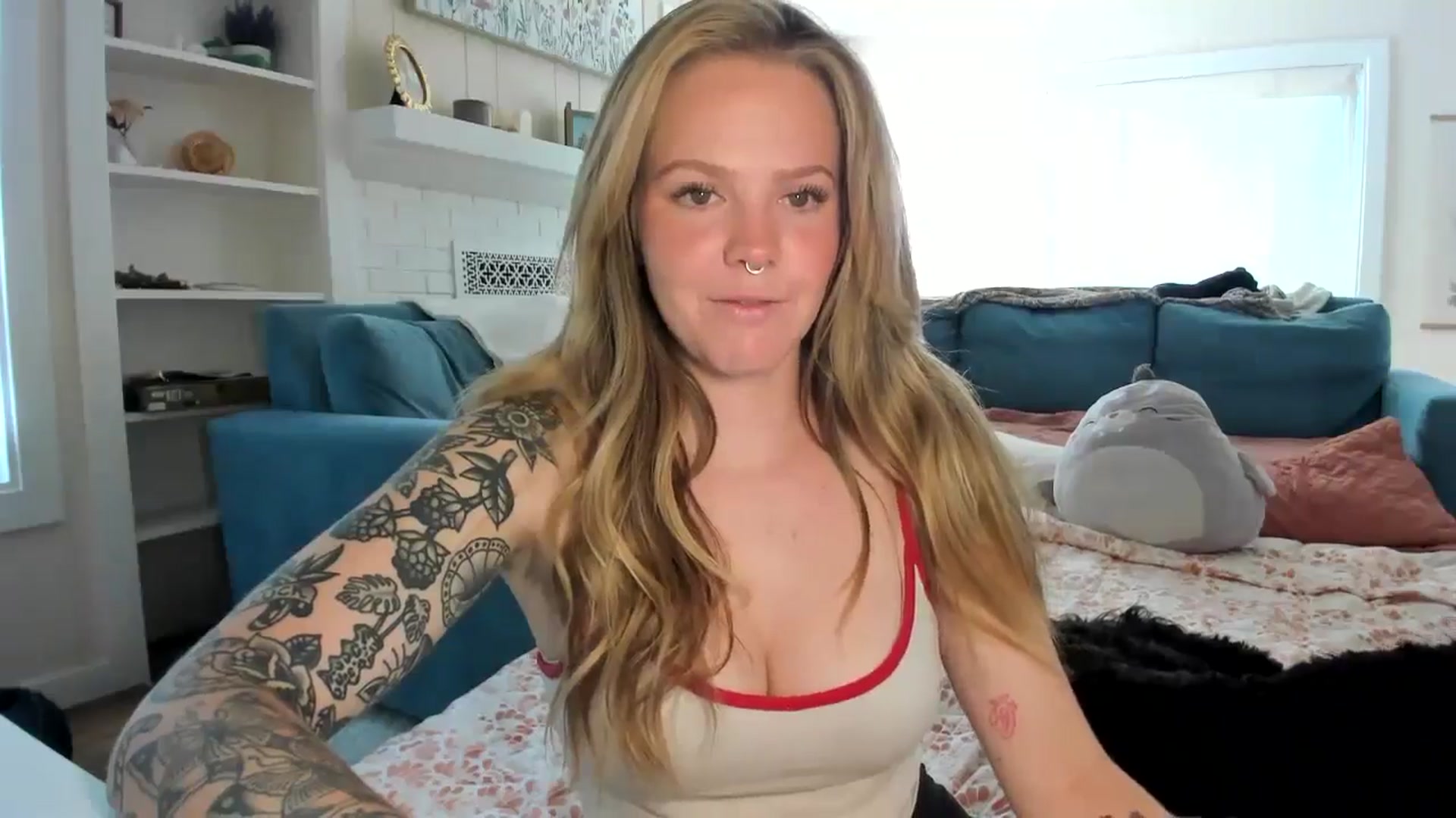 Gallery image thumbnail from Sasssykassy's myfreecams stream on, 08/12/2024, 01:31 image 10 of 20