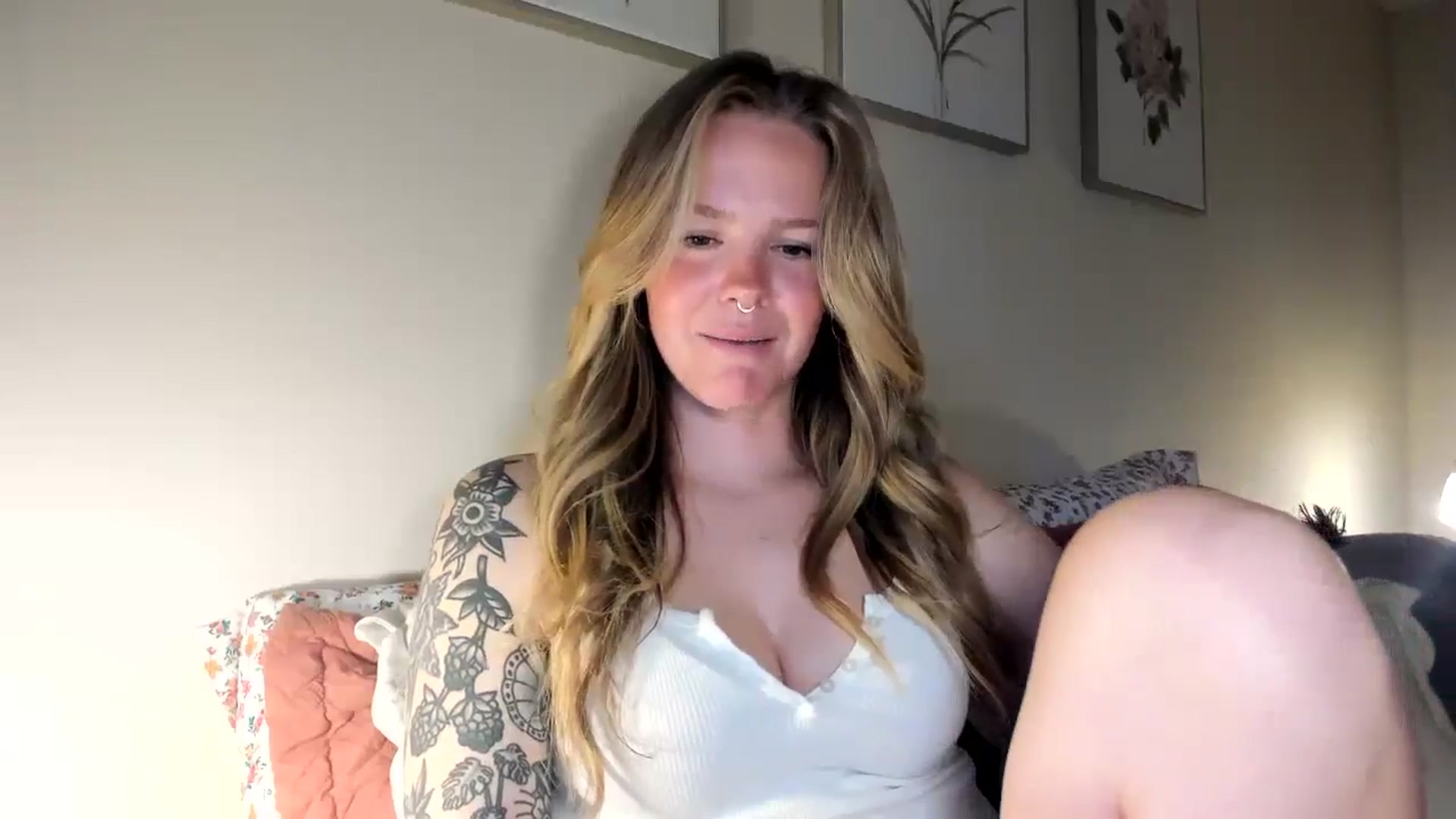 Gallery image thumbnail from Sasssykassy's myfreecams stream on, 09/03/2024, 01:00 image 15 of 20