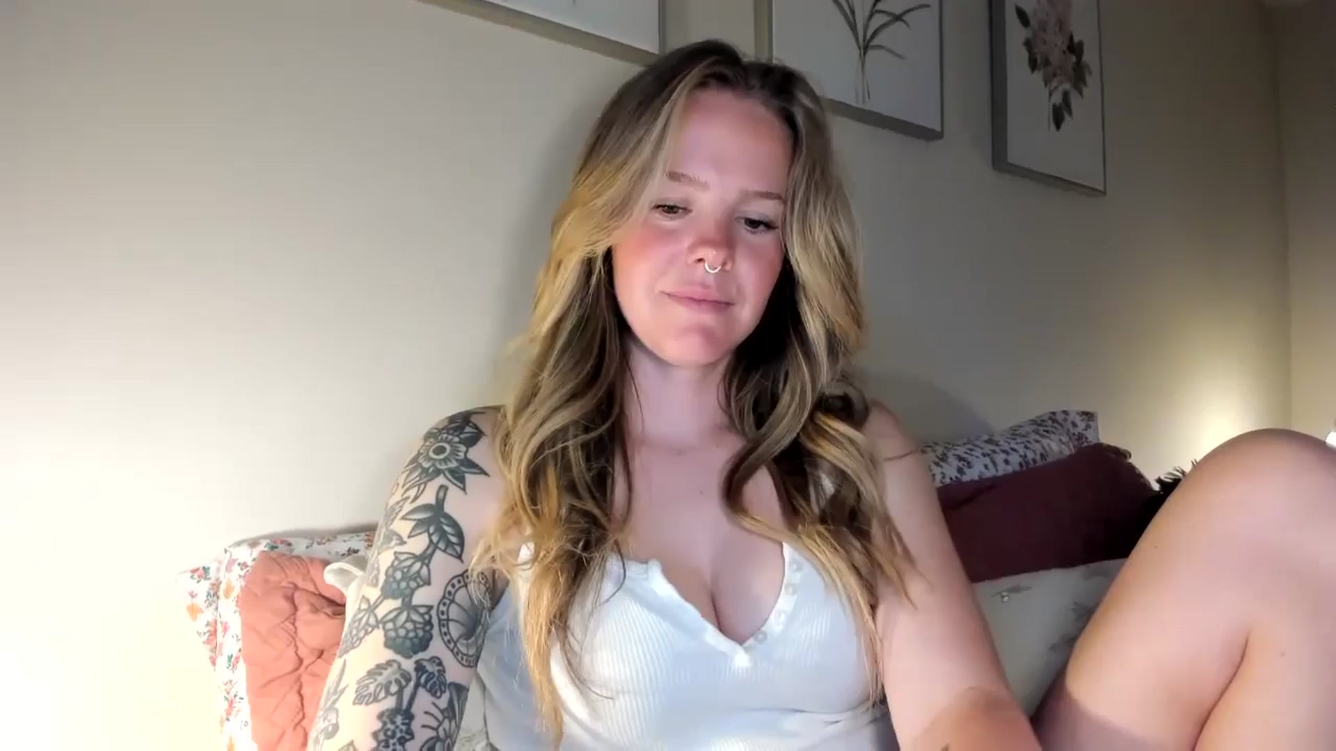 Gallery image thumbnail from Sasssykassy's myfreecams stream on, 09/03/2024, 01:00 image 14 of 20