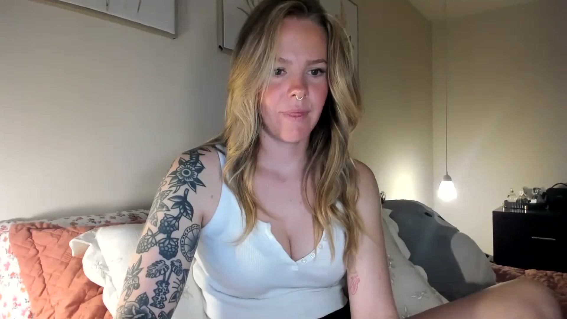 Gallery image thumbnail from Sasssykassy's myfreecams stream on, 09/03/2024, 01:00 image 2 of 20