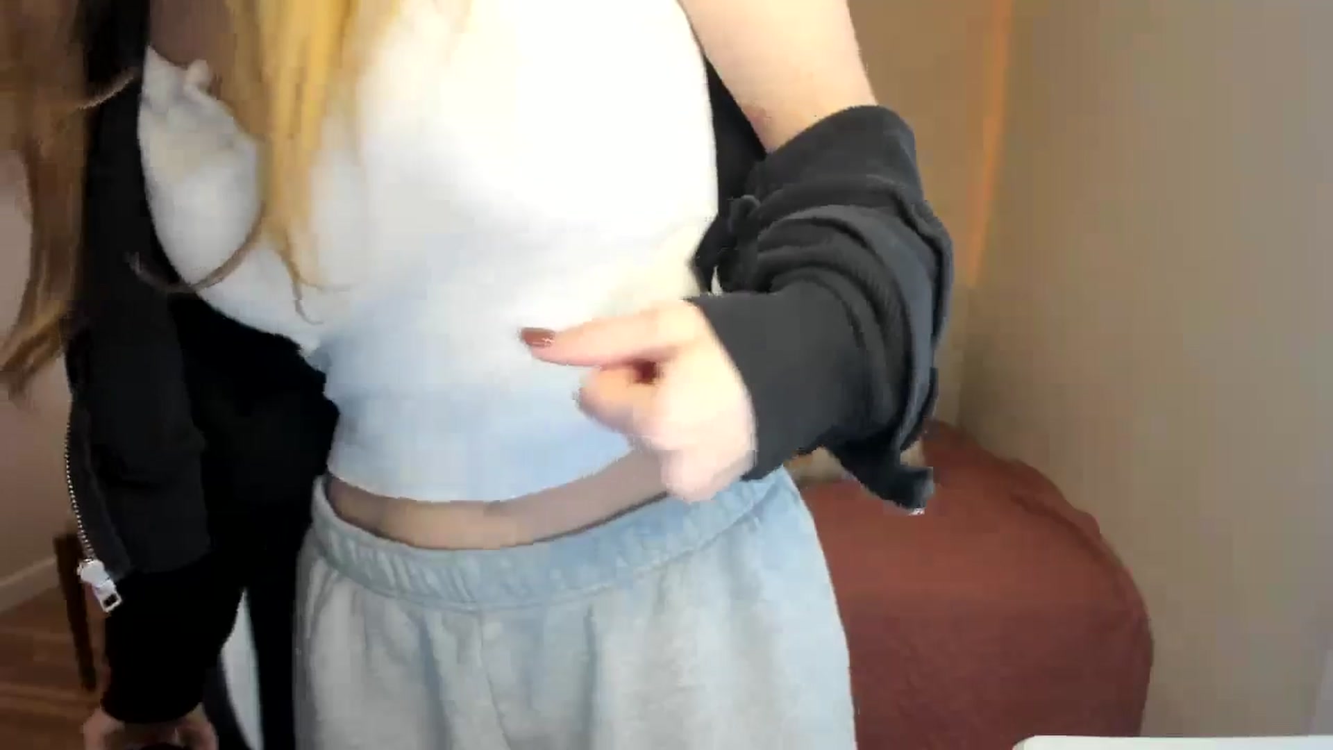 Gallery image thumbnail from Sasssykassy's myfreecams stream on, 10/31/2024, 21:02 image 15 of 20