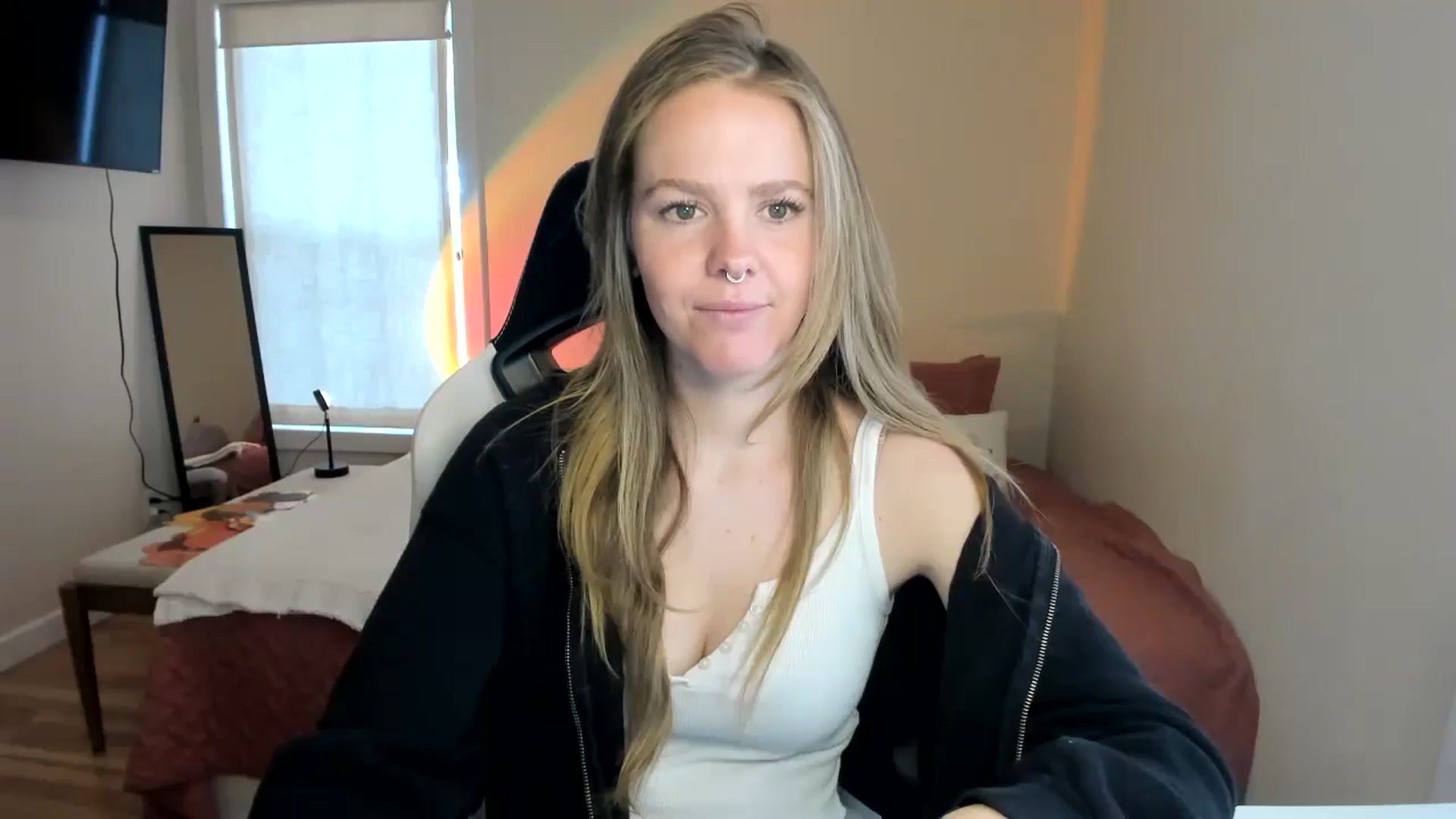 Gallery image thumbnail from Sasssykassy's myfreecams stream on, 10/31/2024, 21:02 image 16 of 20