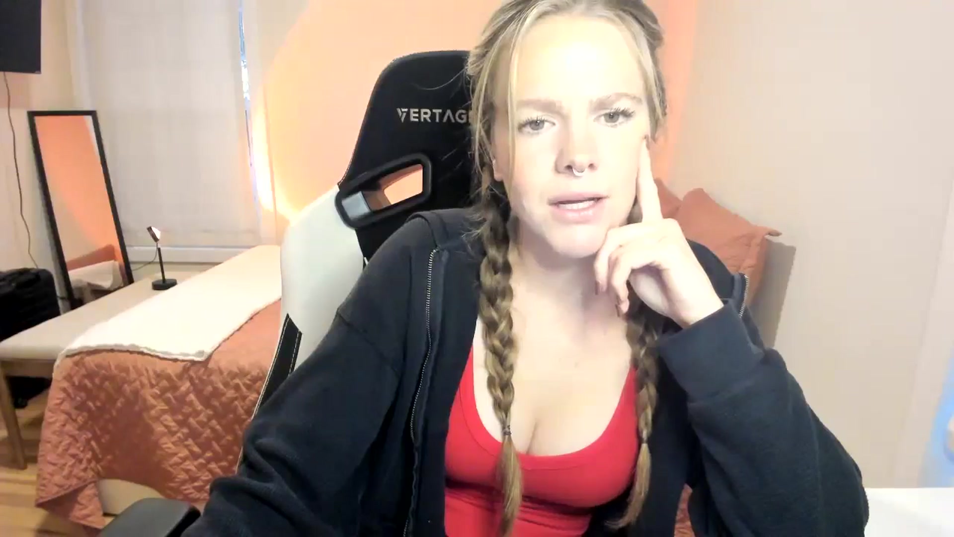 Gallery image thumbnail from Sasssykassy's myfreecams stream on, 11/12/2024, 01:06 image 19 of 20