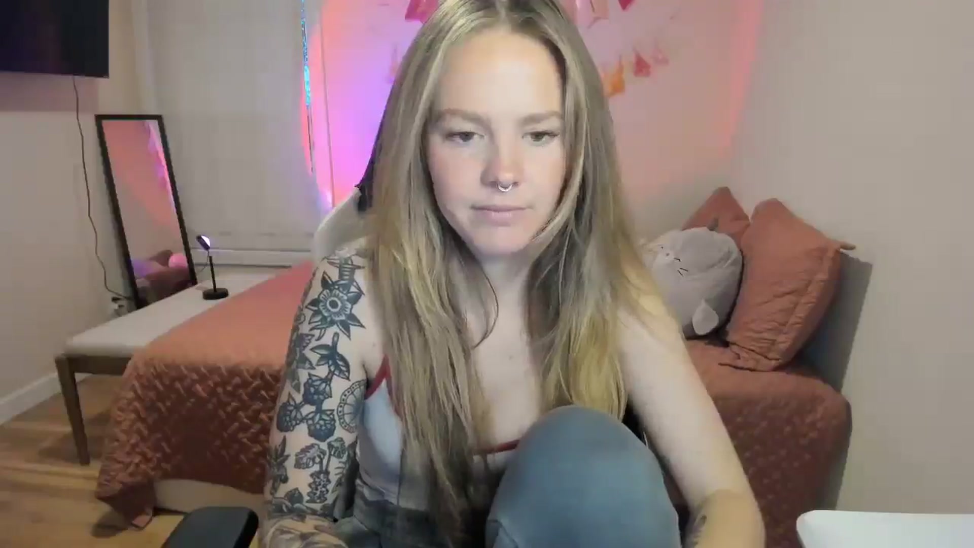 Gallery image thumbnail from Sasssykassy's myfreecams stream on, 11/22/2024, 01:09 image 15 of 20