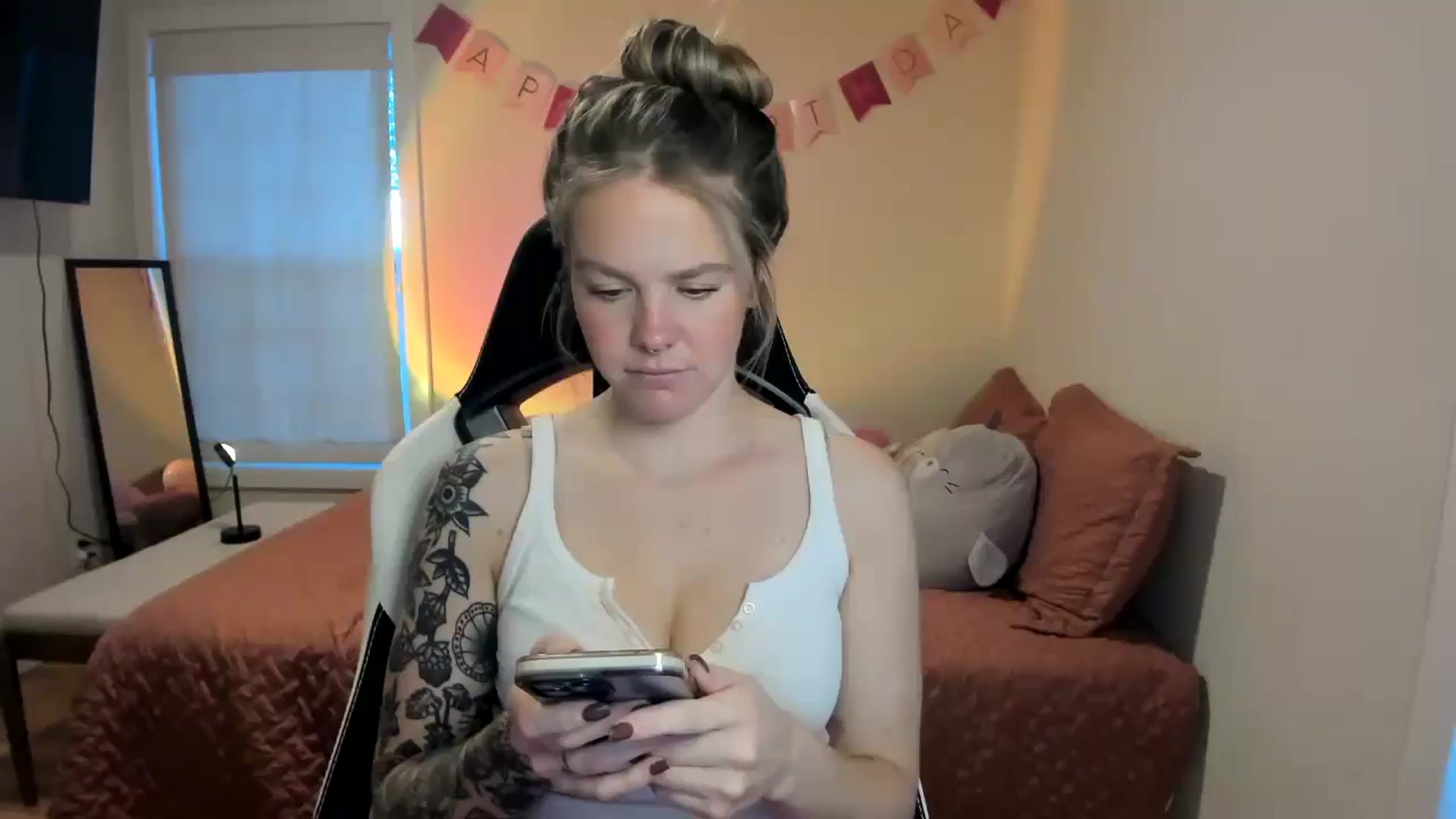 Gallery image thumbnail from Sasssykassy's myfreecams stream on, 11/24/2024, 24:56 image 13 of 20