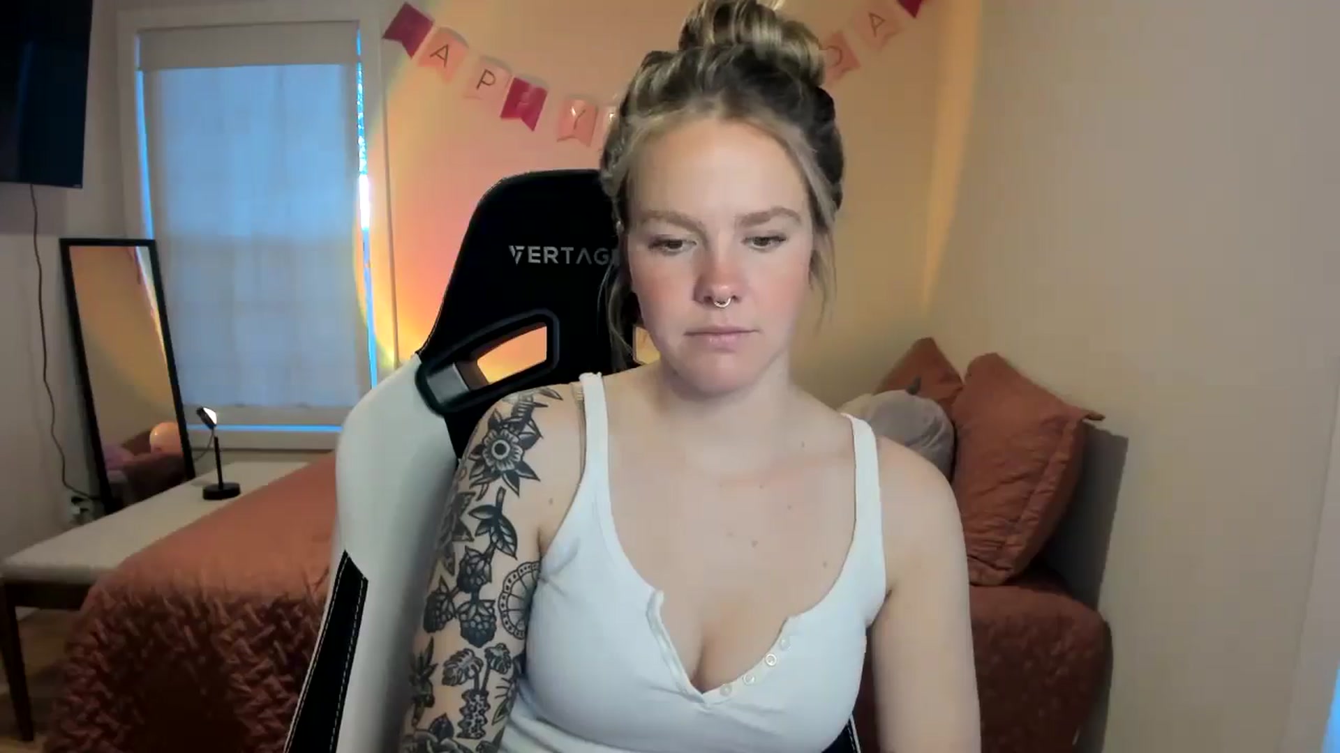 Gallery image thumbnail from Sasssykassy's myfreecams stream on, 11/24/2024, 24:56 image 12 of 20