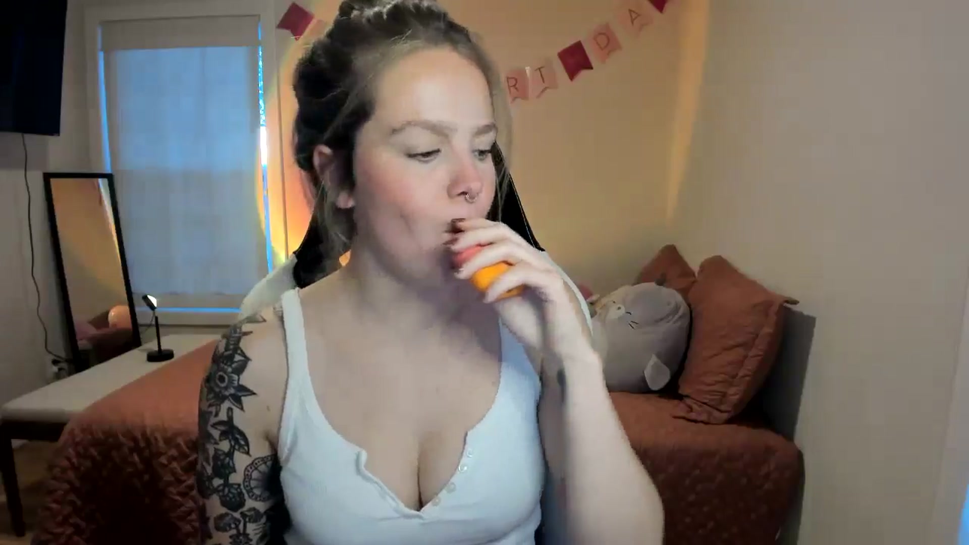 Gallery image thumbnail from Sasssykassy's myfreecams stream on, 11/24/2024, 24:56 image 14 of 20