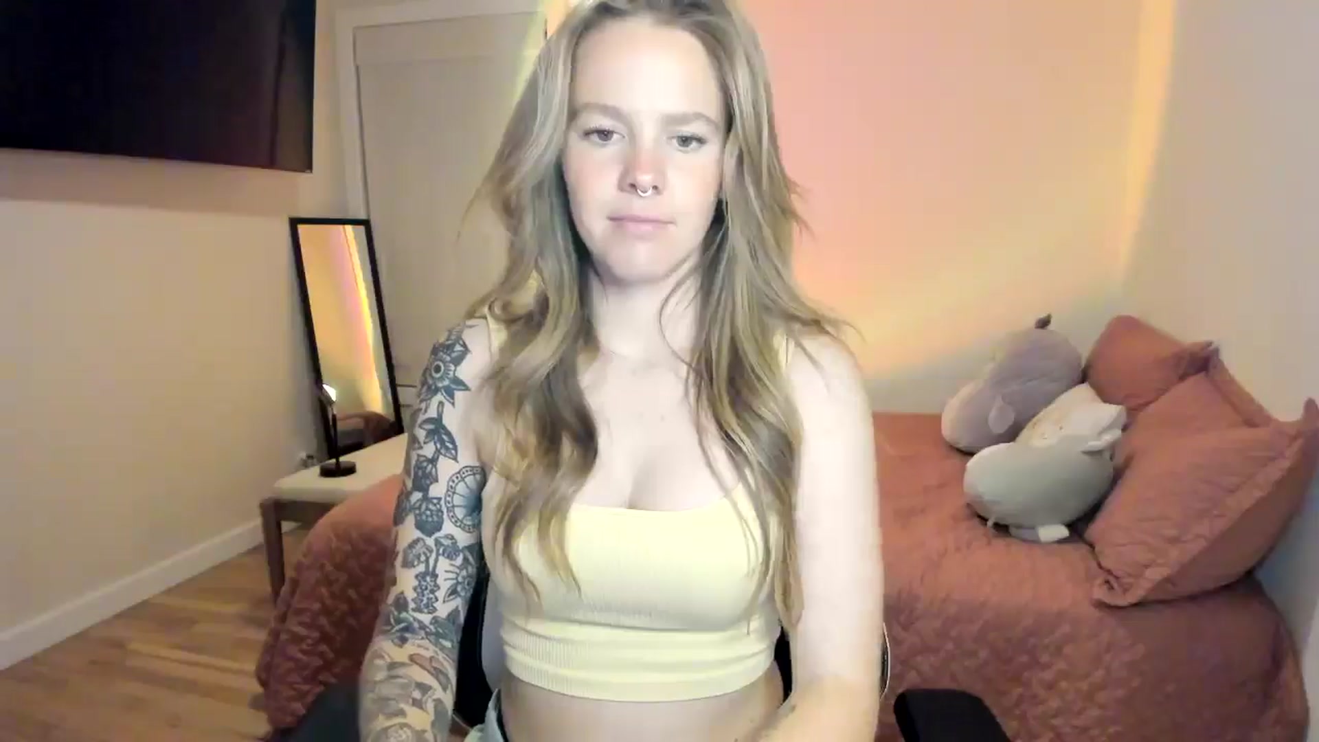 Gallery image thumbnail from Sasssykassy's myfreecams stream on, 11/28/2024, 02:28 image 6 of 20