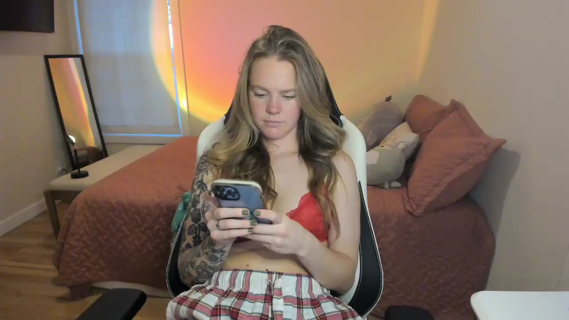 Gallery image thumbnail from Sasssykassy's myfreecams stream on, 12/01/2024, 24:21 image 20 of 20