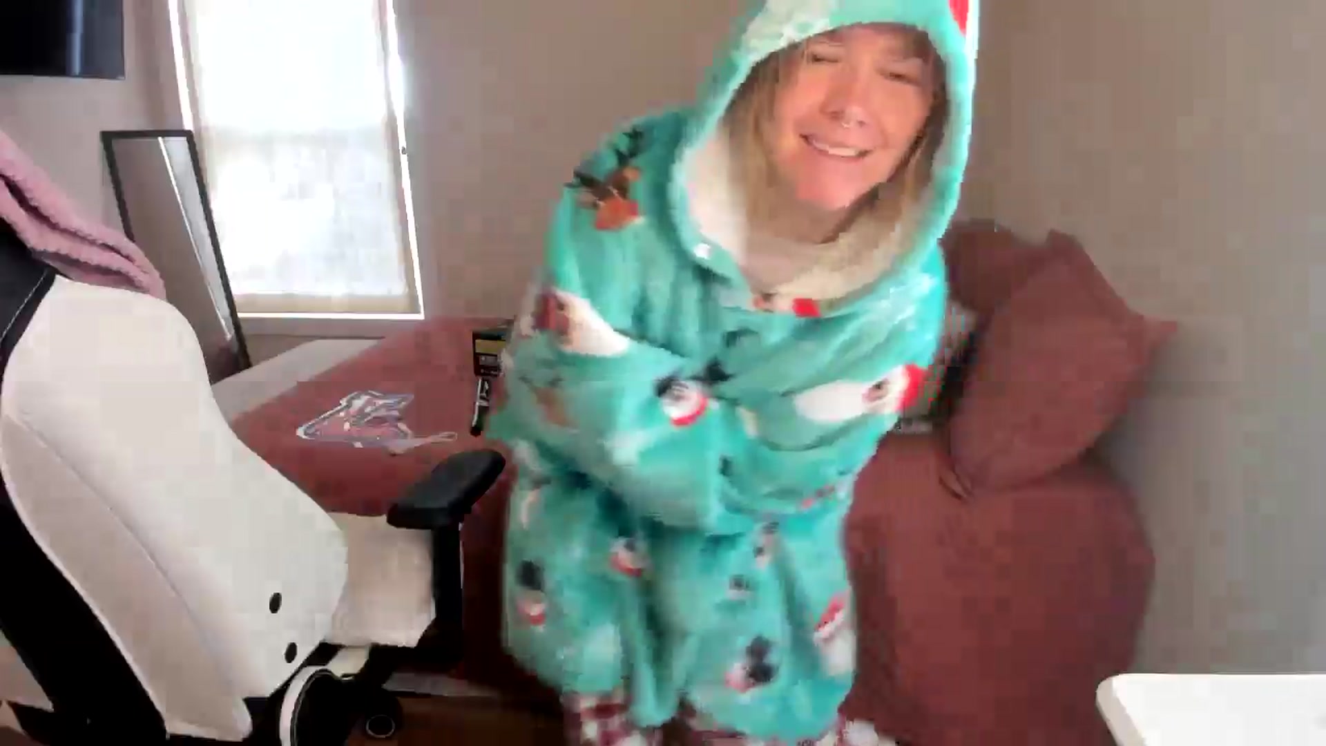 Gallery image thumbnail from Sasssykassy's myfreecams stream on, 12/01/2024, 17:49 image 18 of 20
