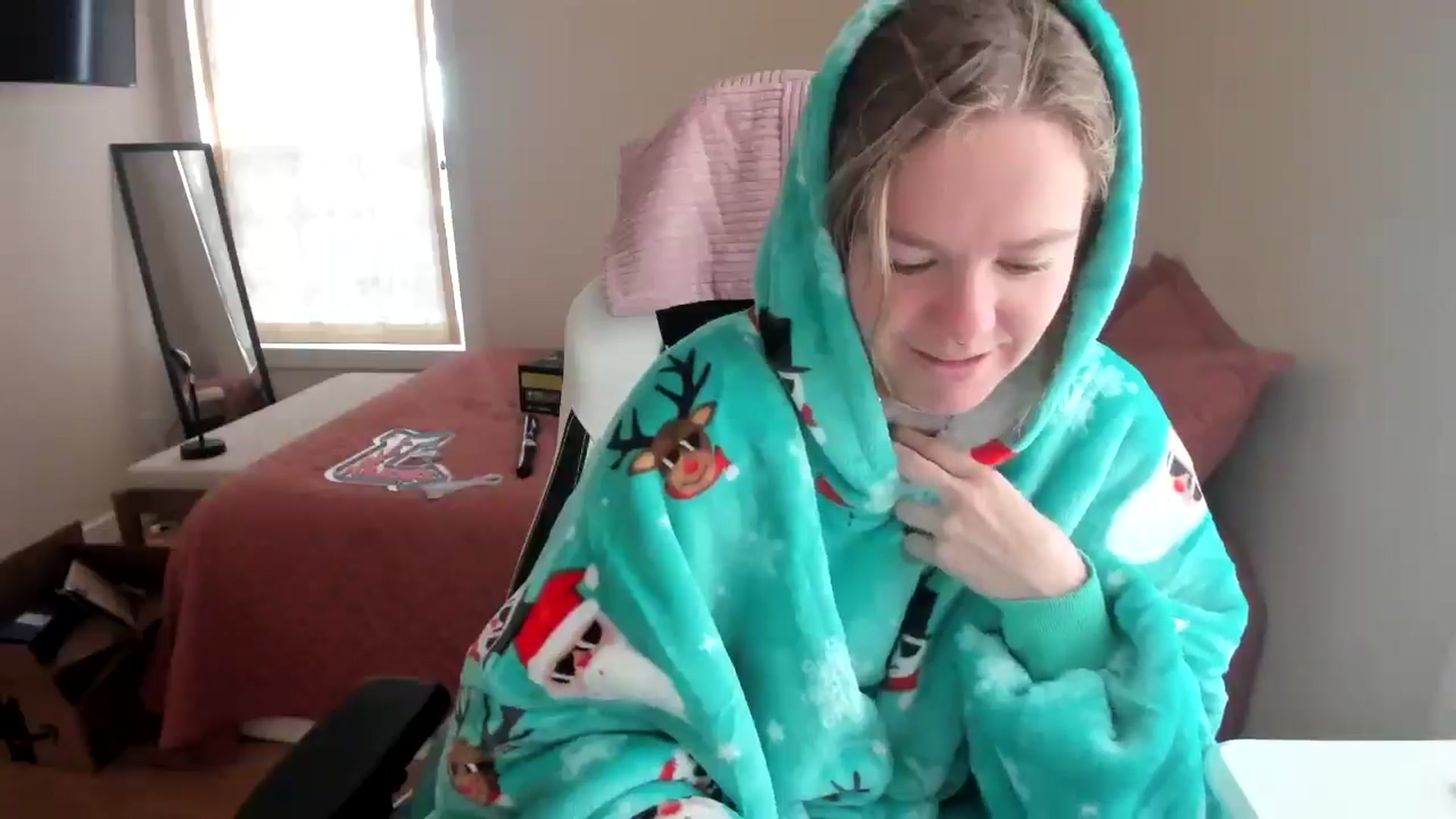 Gallery image thumbnail from Sasssykassy's myfreecams stream on, 12/01/2024, 17:49 image 6 of 20