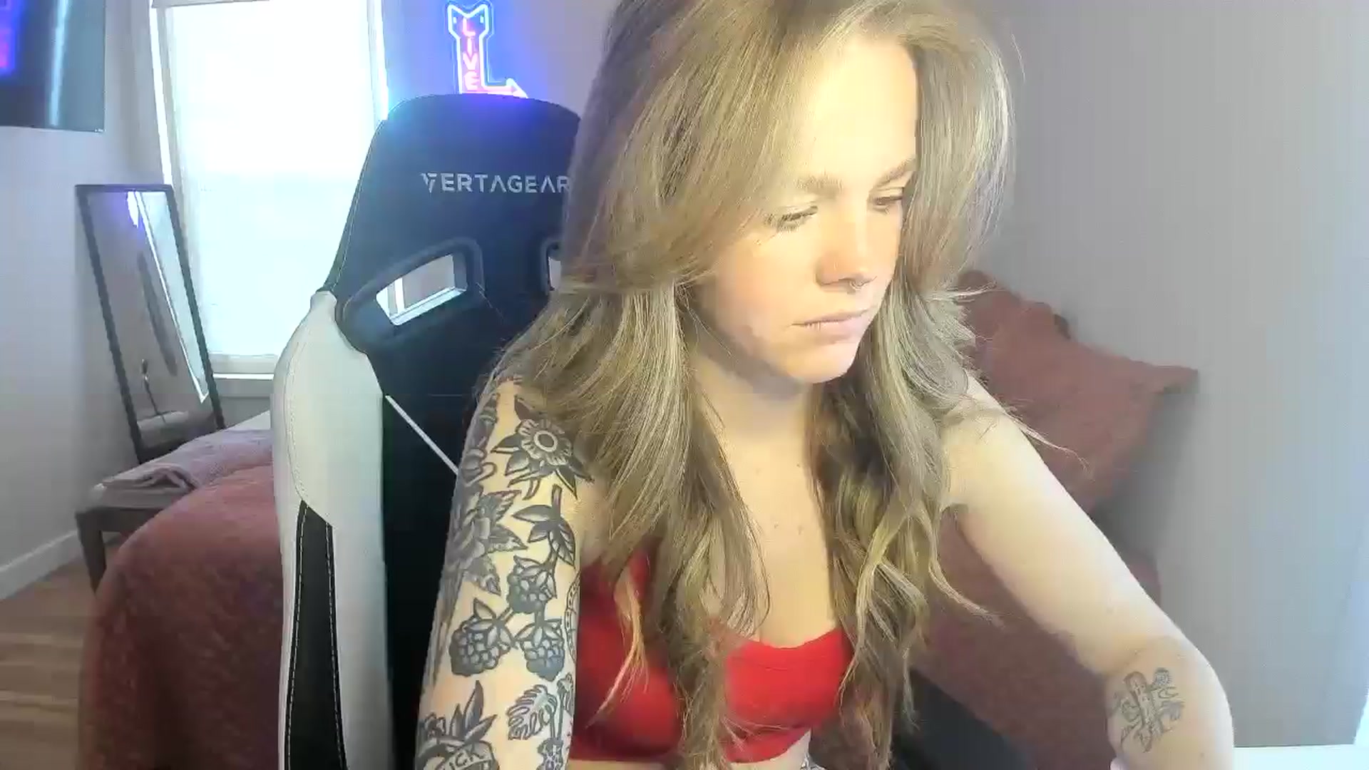 Gallery image thumbnail from Sasssykassy's myfreecams stream on, 12/01/2024, 22:50 image 15 of 20
