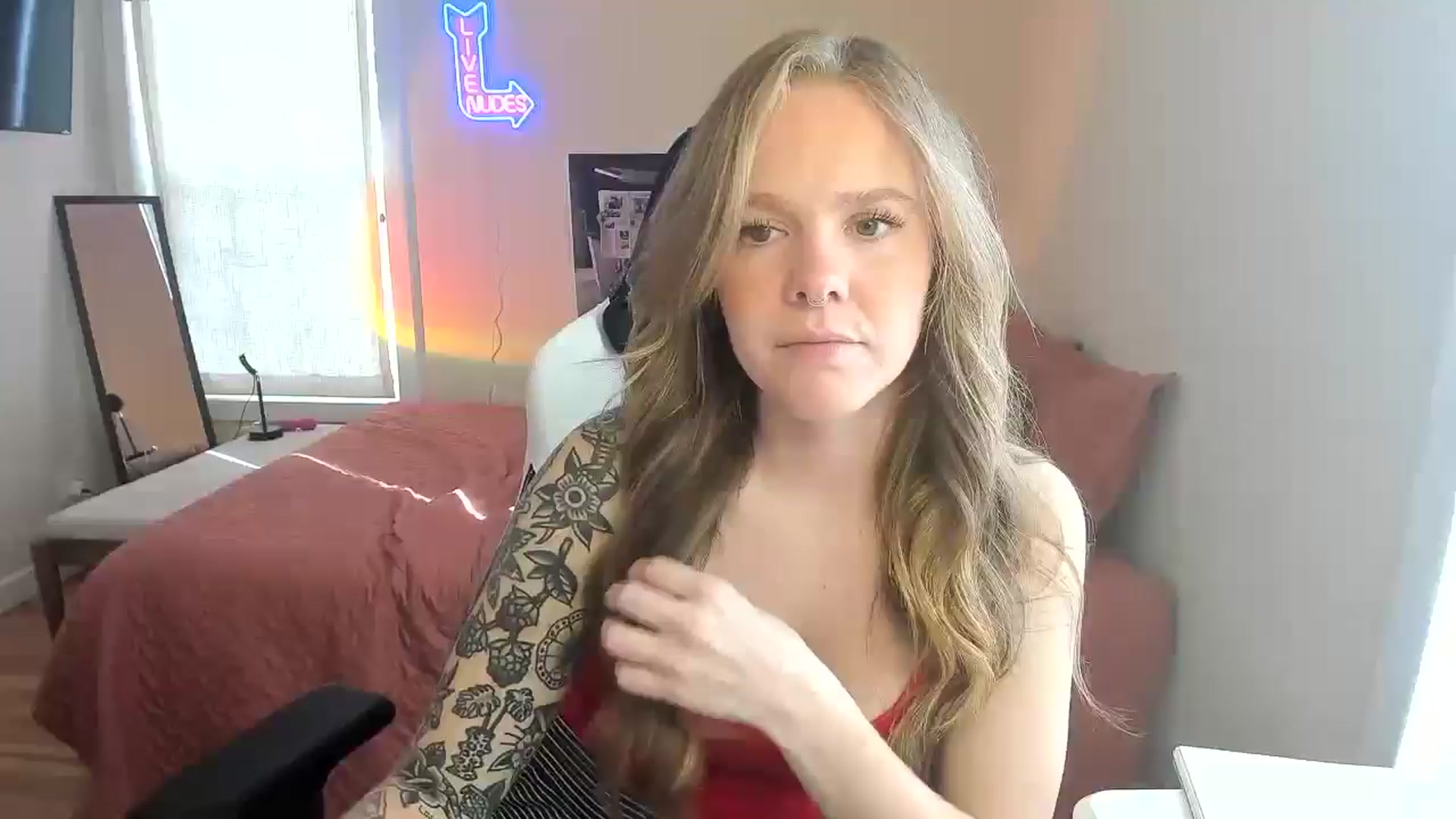 Gallery image thumbnail from Sasssykassy's myfreecams stream on, 12/16/2024, 23:32 image 1 of 20