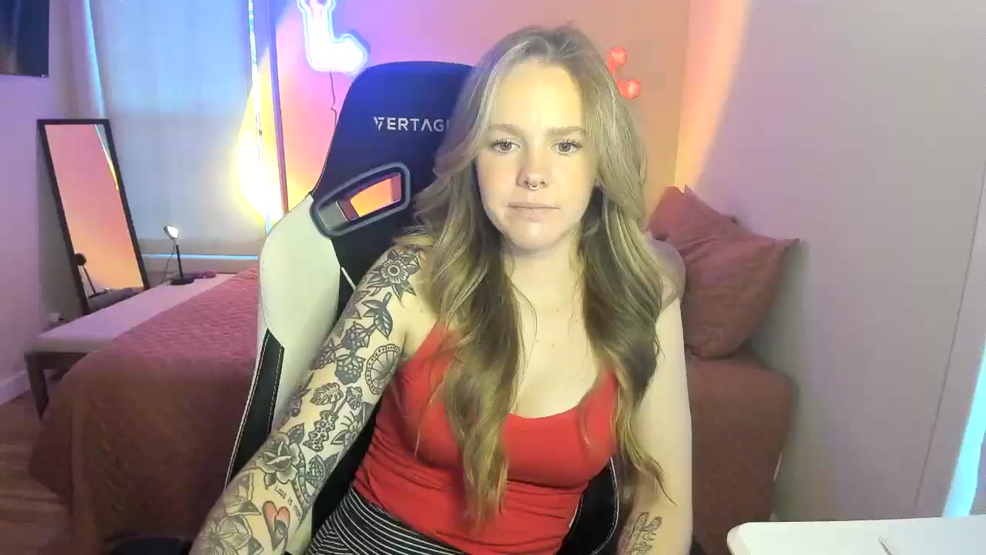 Gallery image thumbnail from Sasssykassy's myfreecams stream on, 12/17/2024, 24:53 image 12 of 20