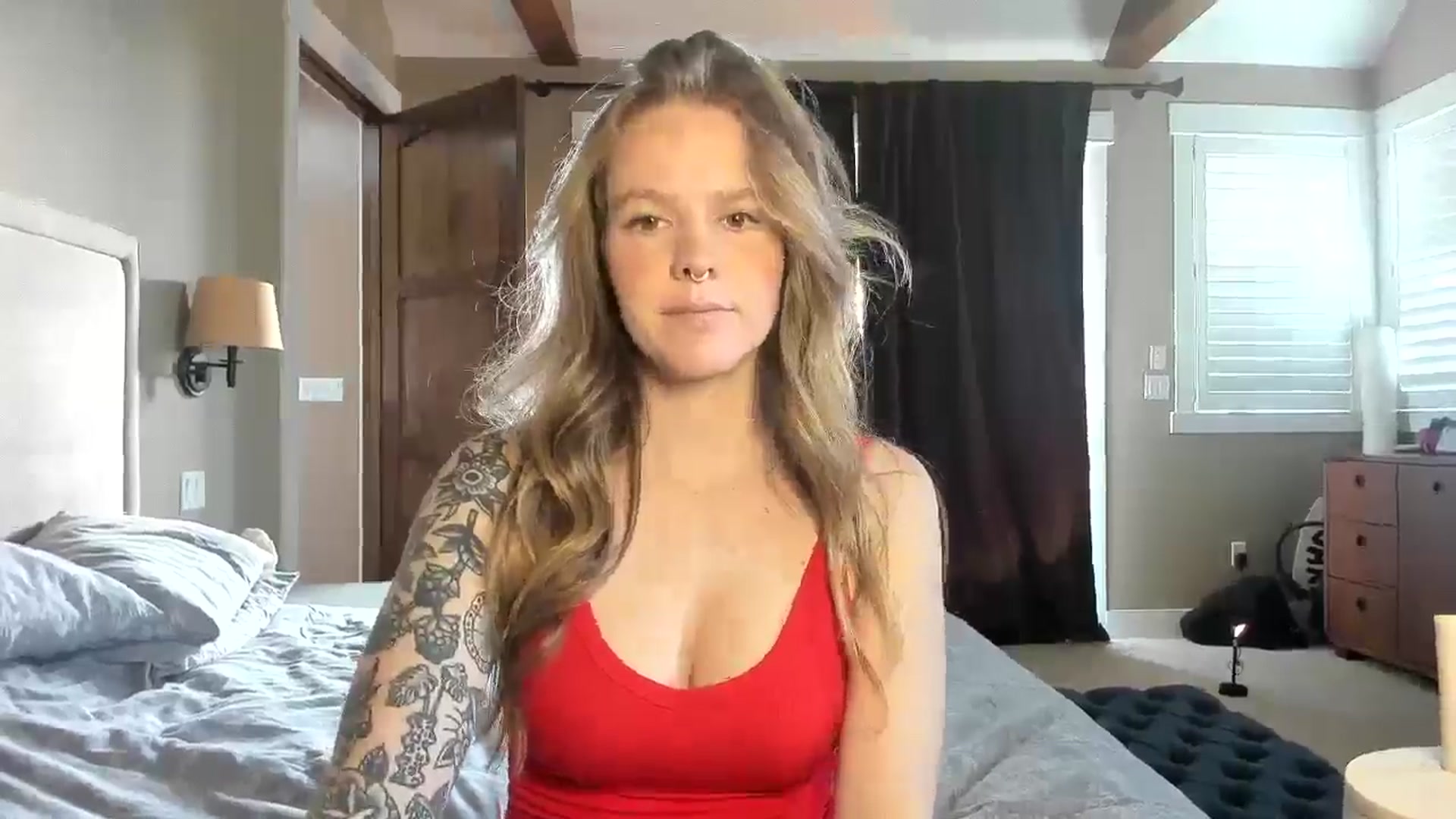 Gallery image thumbnail from Sasssykassy's myfreecams stream on, 12/21/2024, 24:14 image 4 of 20