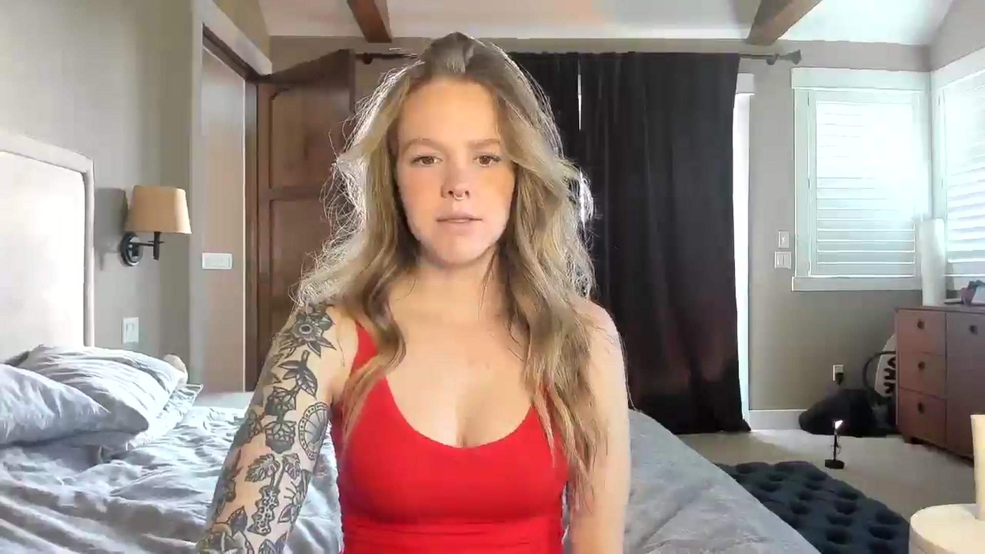 Gallery image thumbnail from Sasssykassy's myfreecams stream on, 12/21/2024, 24:14 image 6 of 20