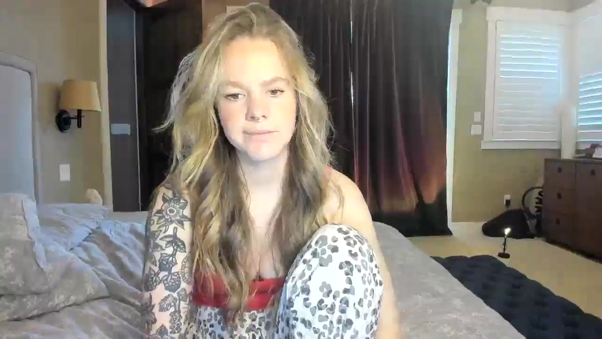 Gallery image thumbnail from Sasssykassy's myfreecams stream on, 12/21/2024, 01:16 image 4 of 20