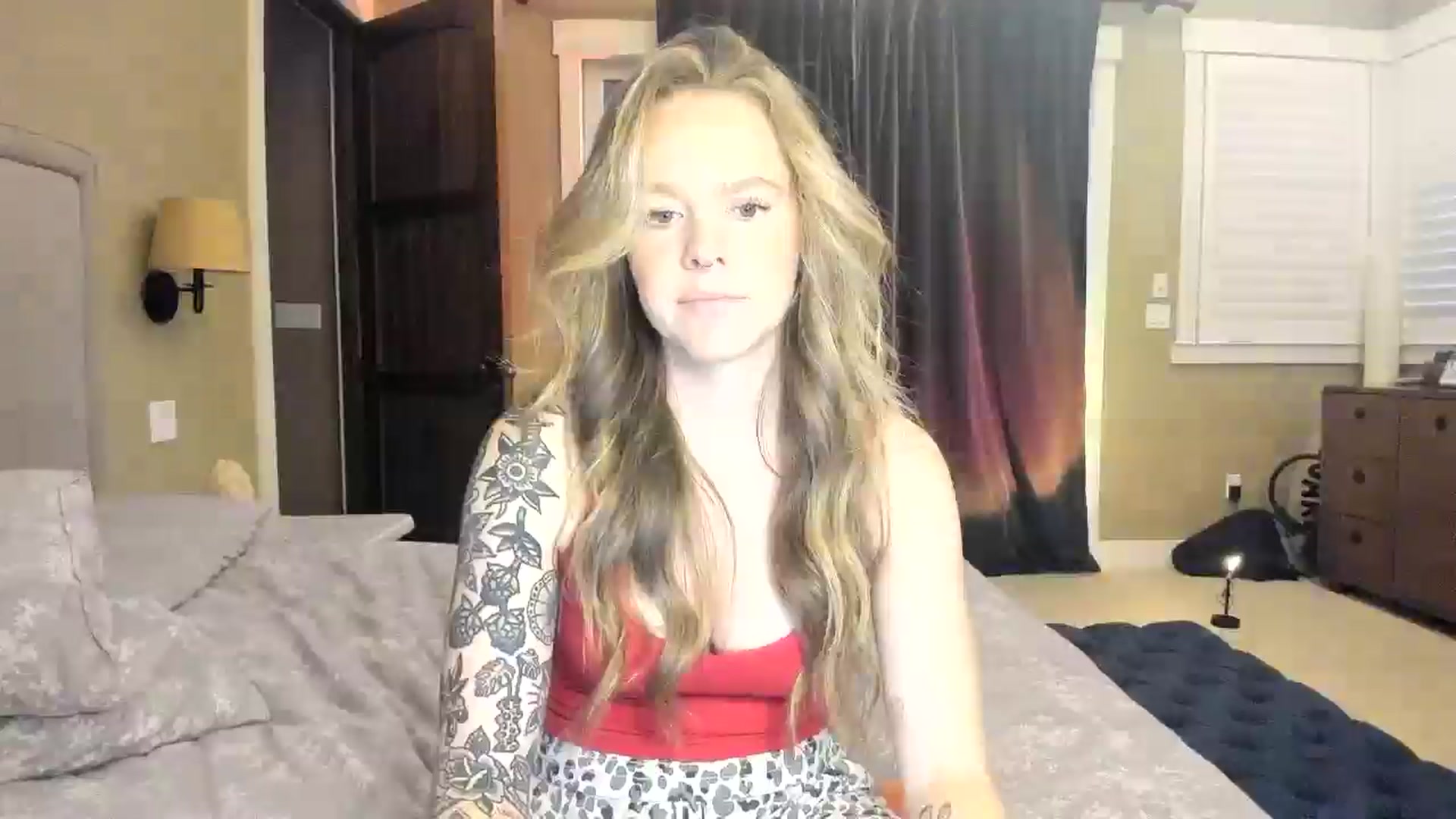 Gallery image thumbnail from Sasssykassy's myfreecams stream on, 12/21/2024, 01:16 image 15 of 20