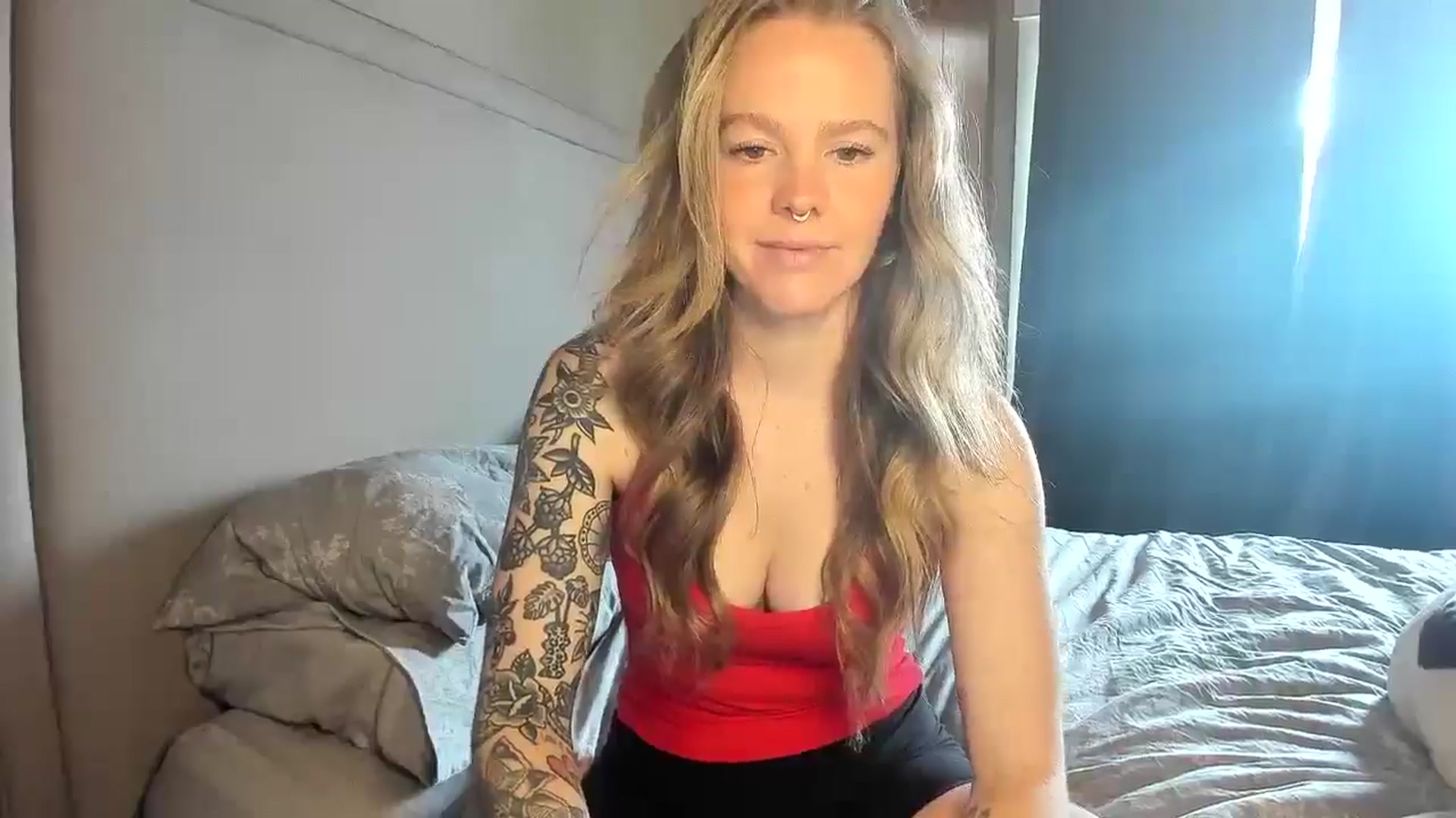 Gallery image thumbnail from Sasssykassy's myfreecams stream on, 12/22/2024, 20:14 image 15 of 20